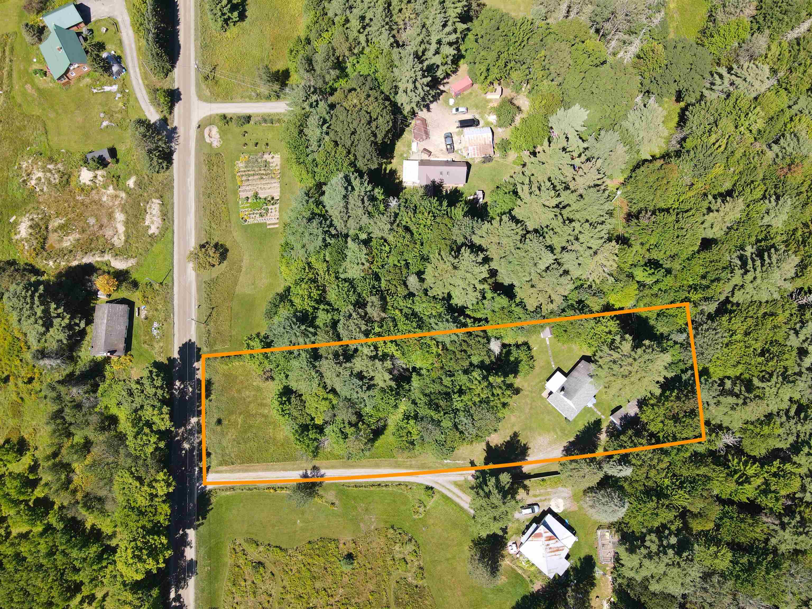 1690 West Hill Road Property Photo 3