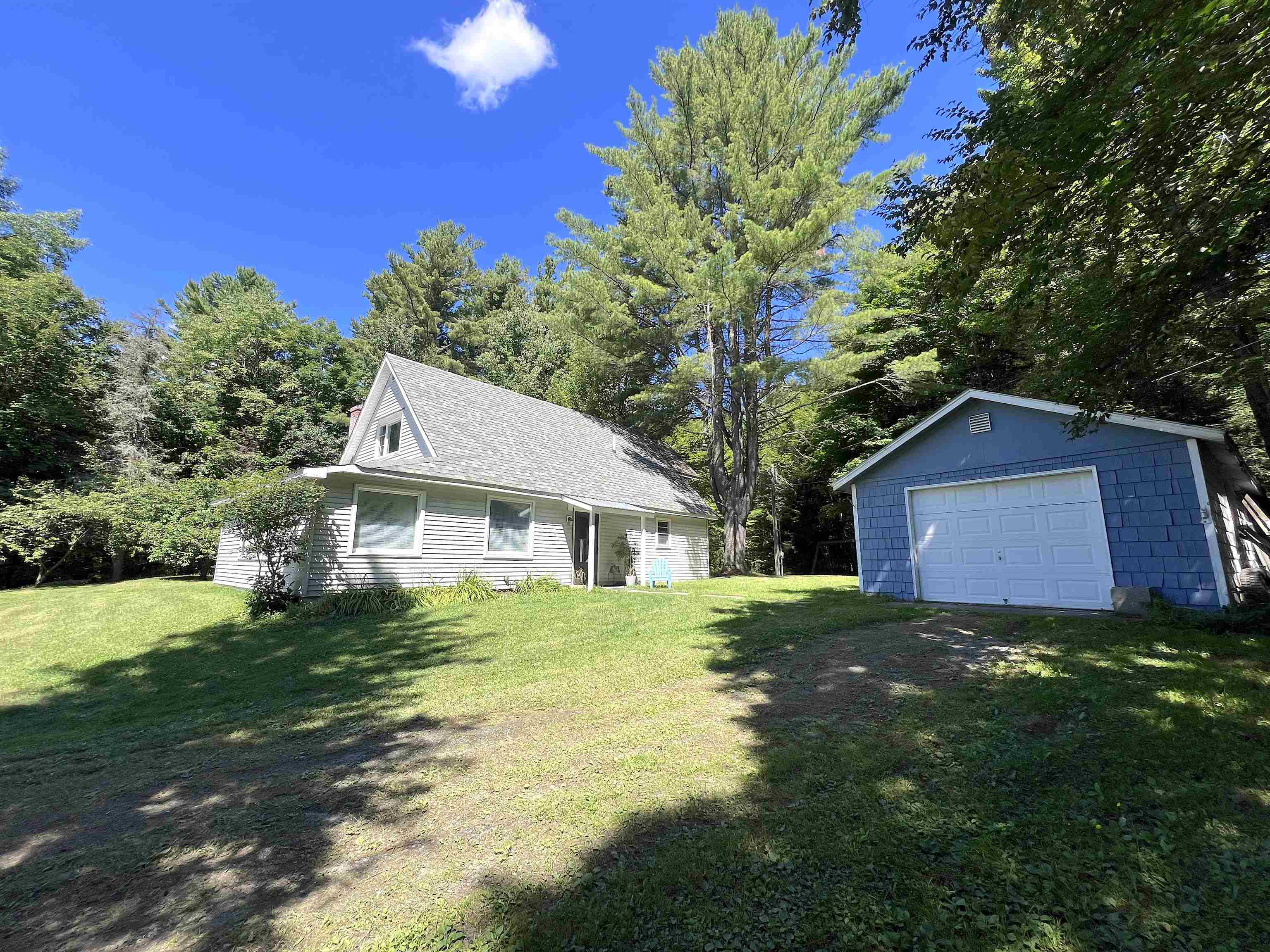 1690 West Hill Road Property Photo 4