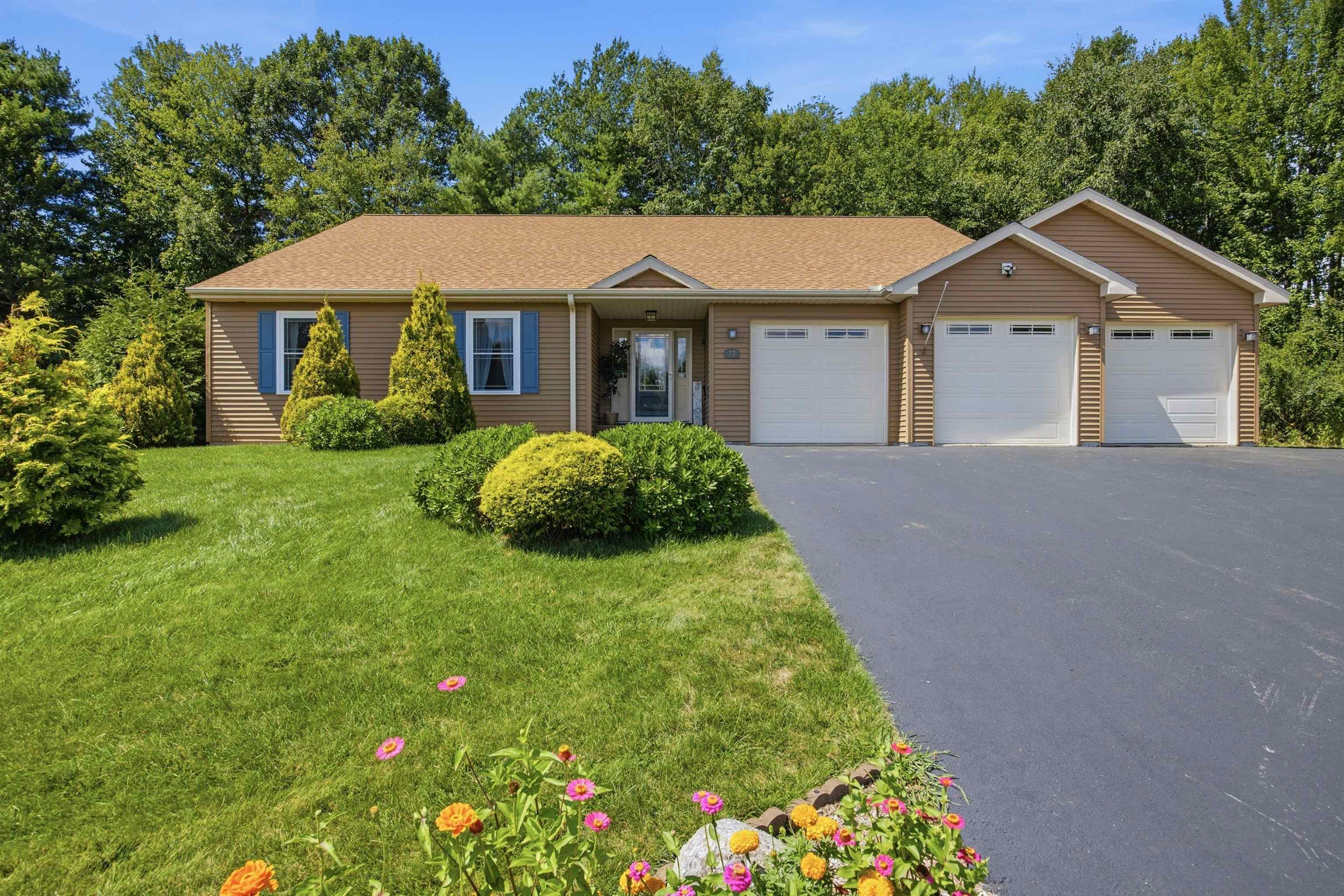 77 Linny Lane Property Photo 1