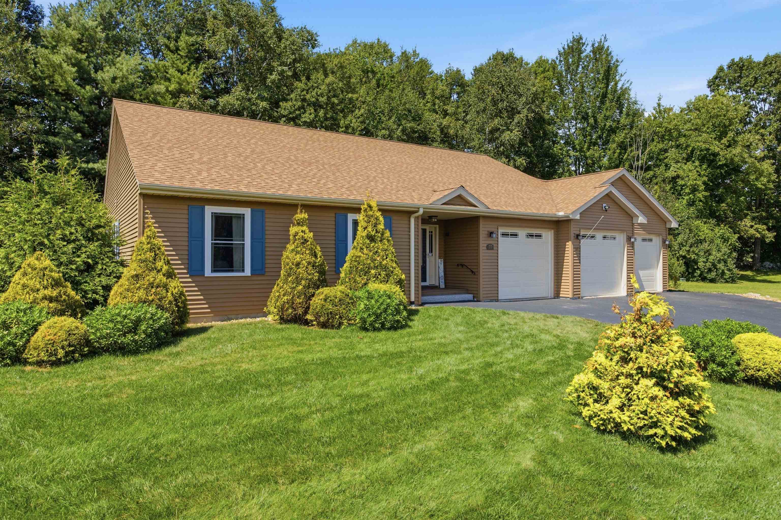 77 Linny Lane Property Photo 3