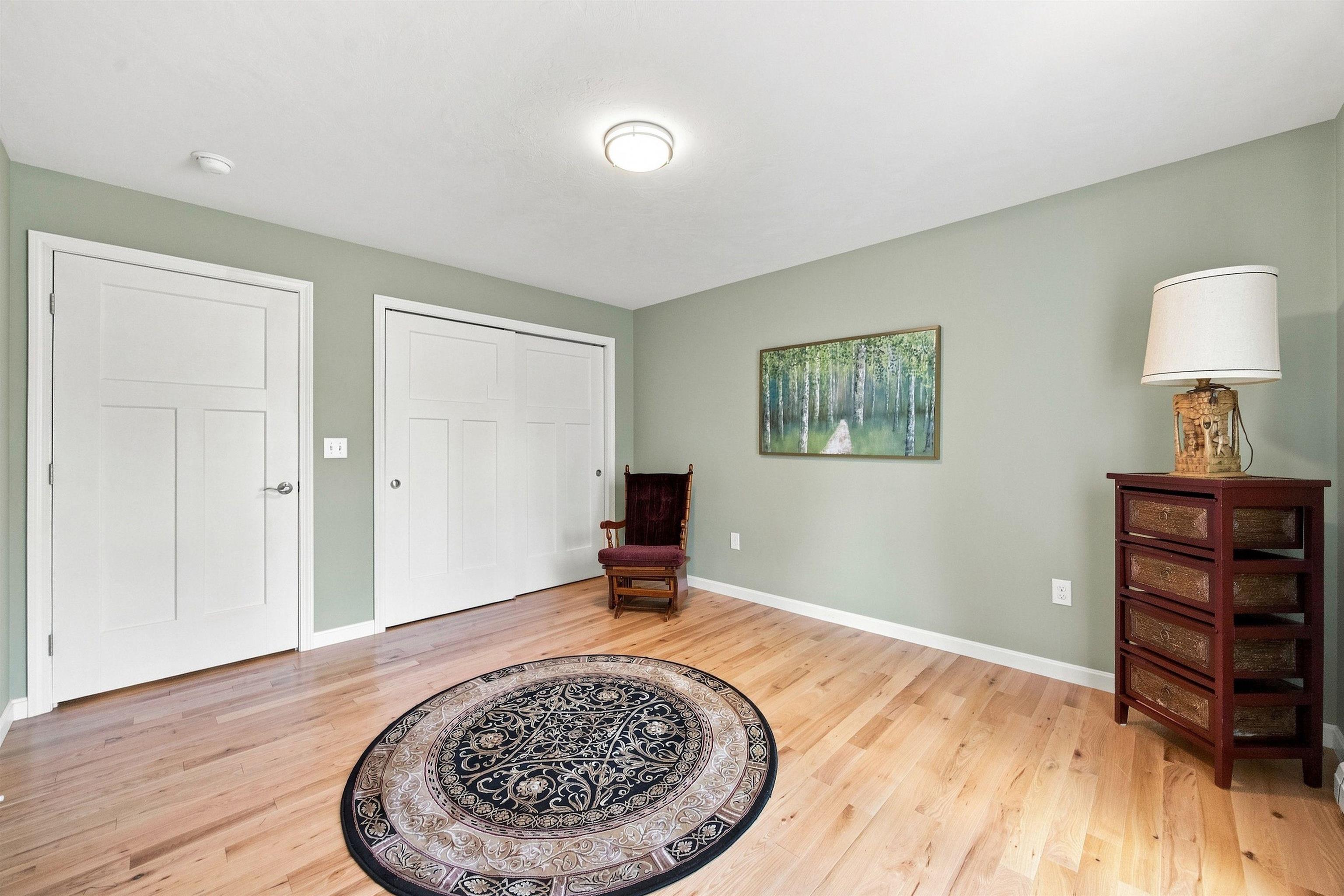 77 Linny Lane Property Photo 32