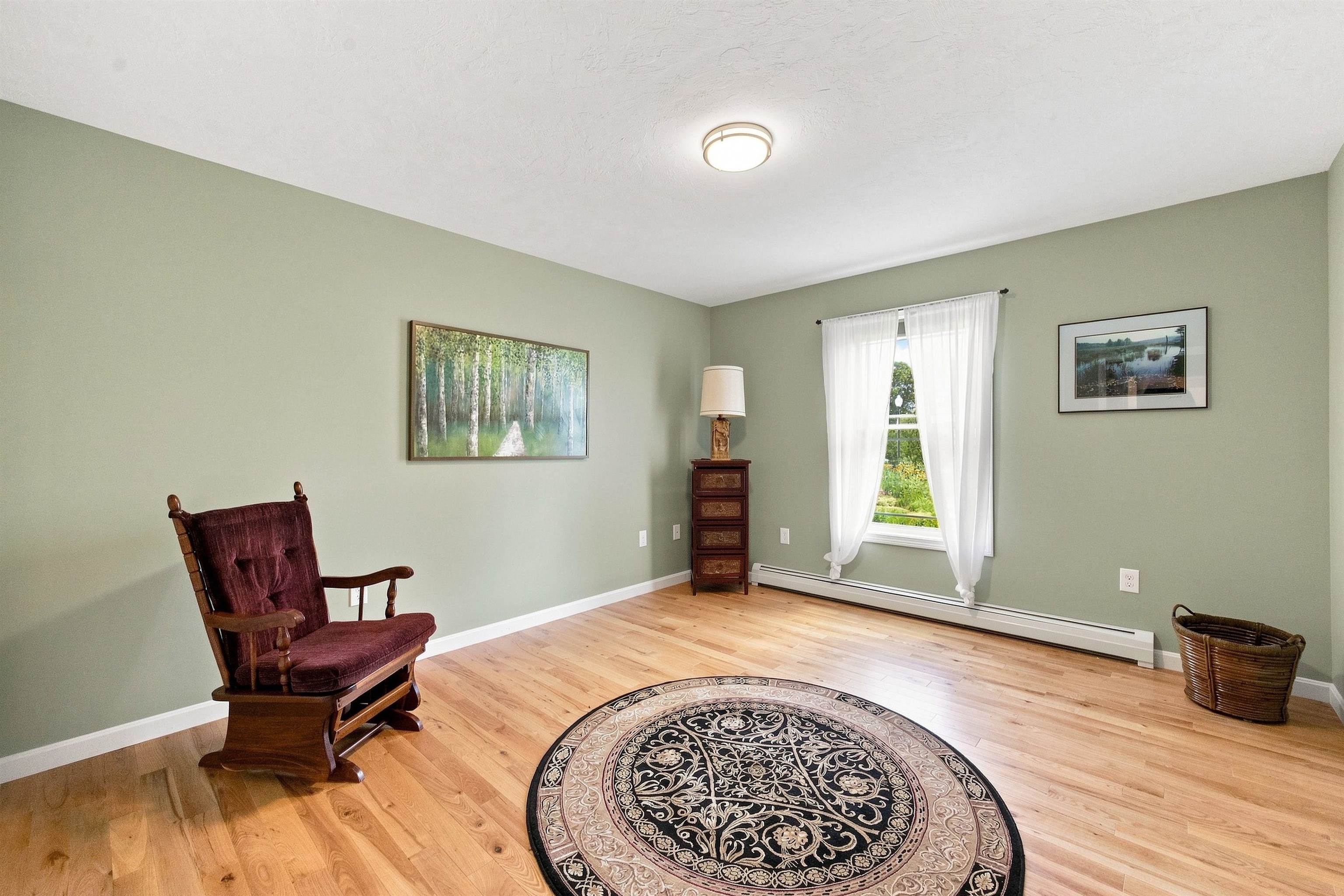 77 Linny Lane Property Photo 33