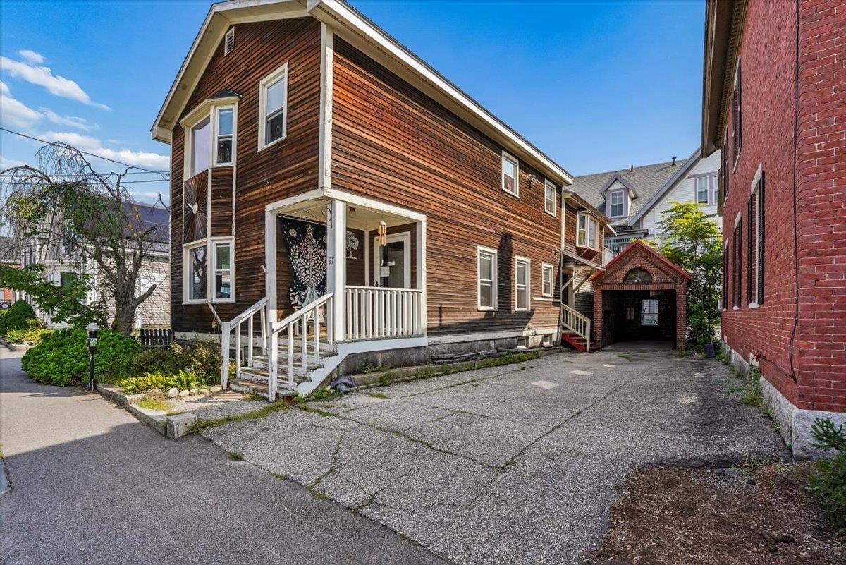 27 S State Street Property Photo 1