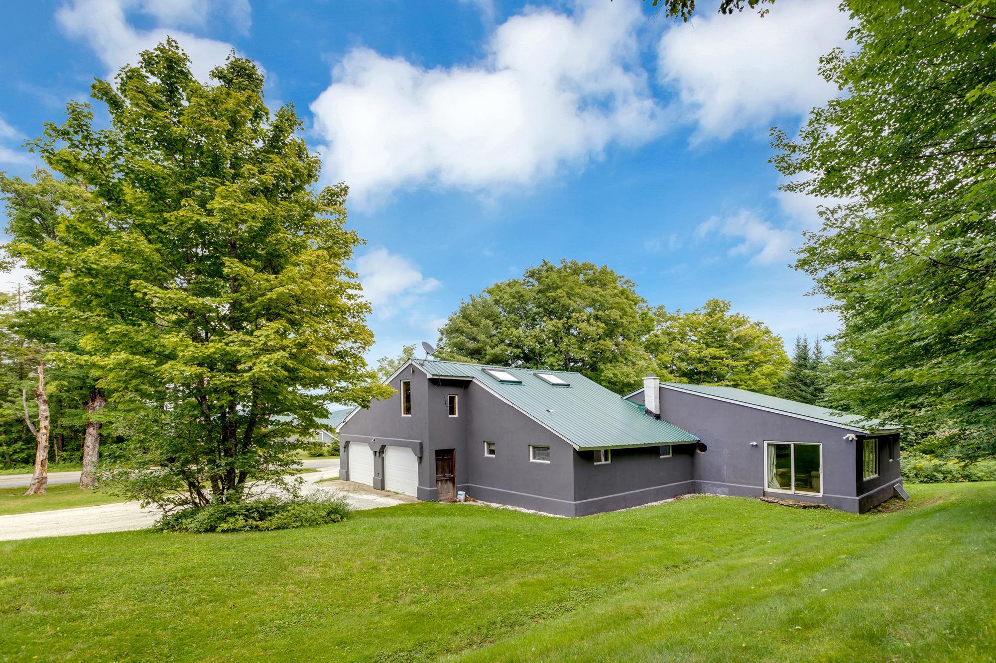 2679 Healdville Road Property Photo 1