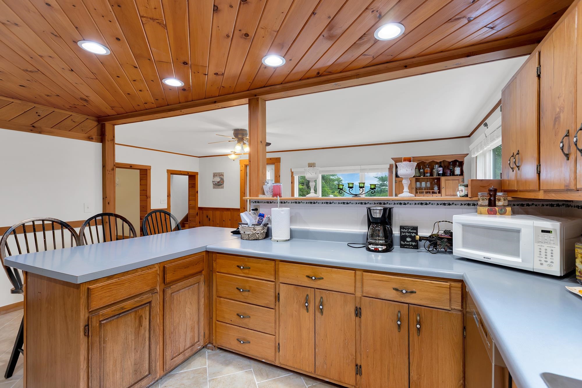 2679 Healdville Road Property Photo 10