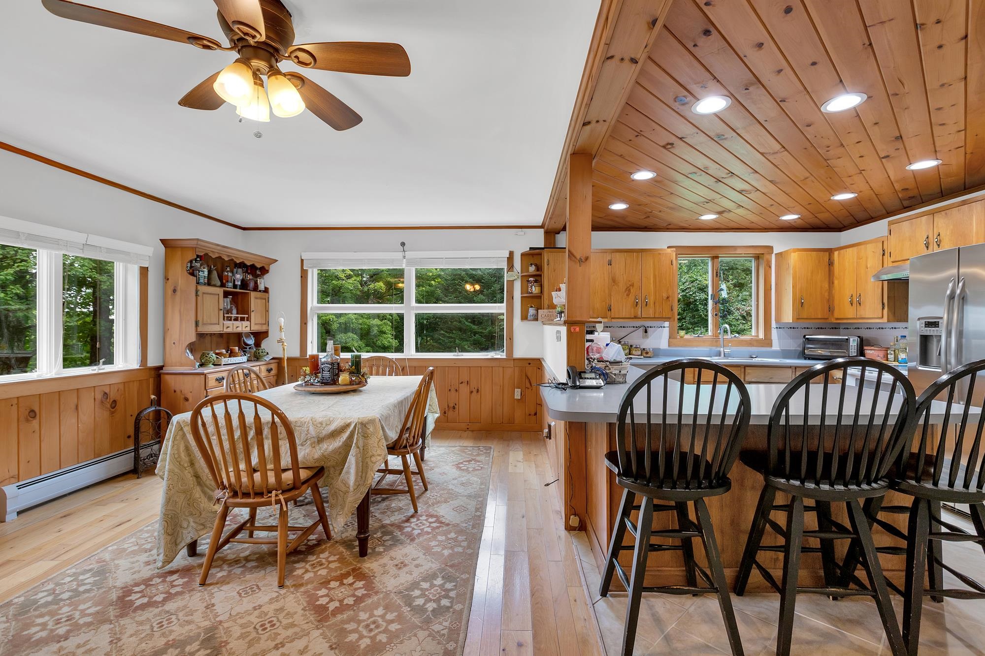 2679 Healdville Road Property Photo 11