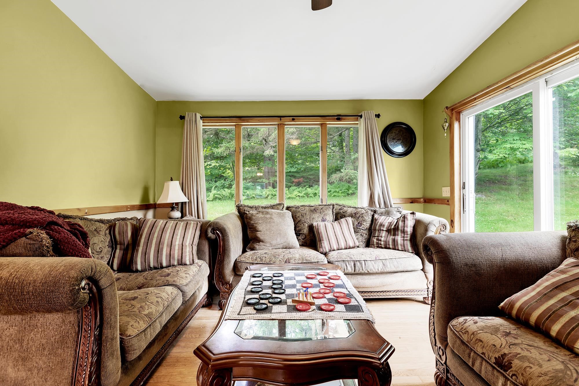 2679 Healdville Road Property Photo 14