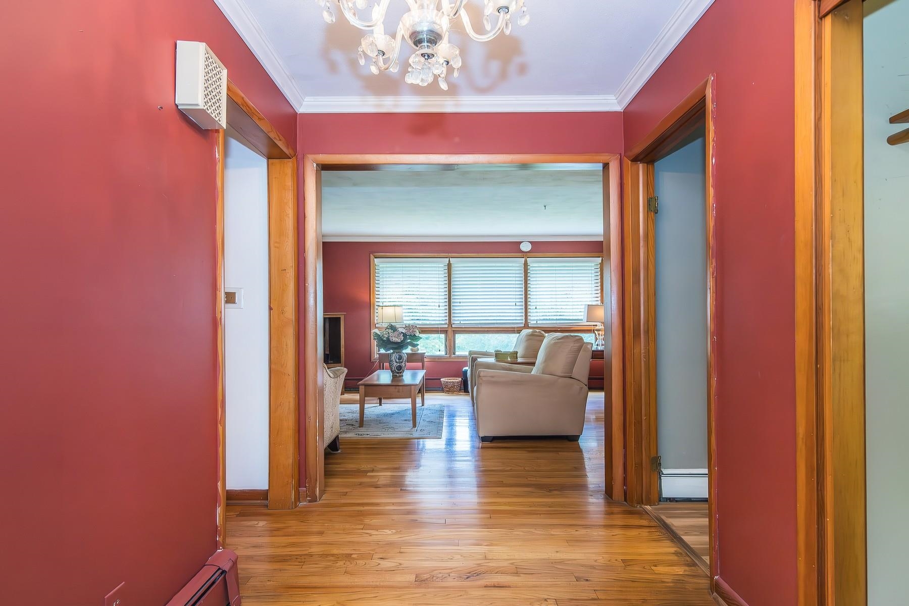 18 Piedmont Drive Property Photo 13