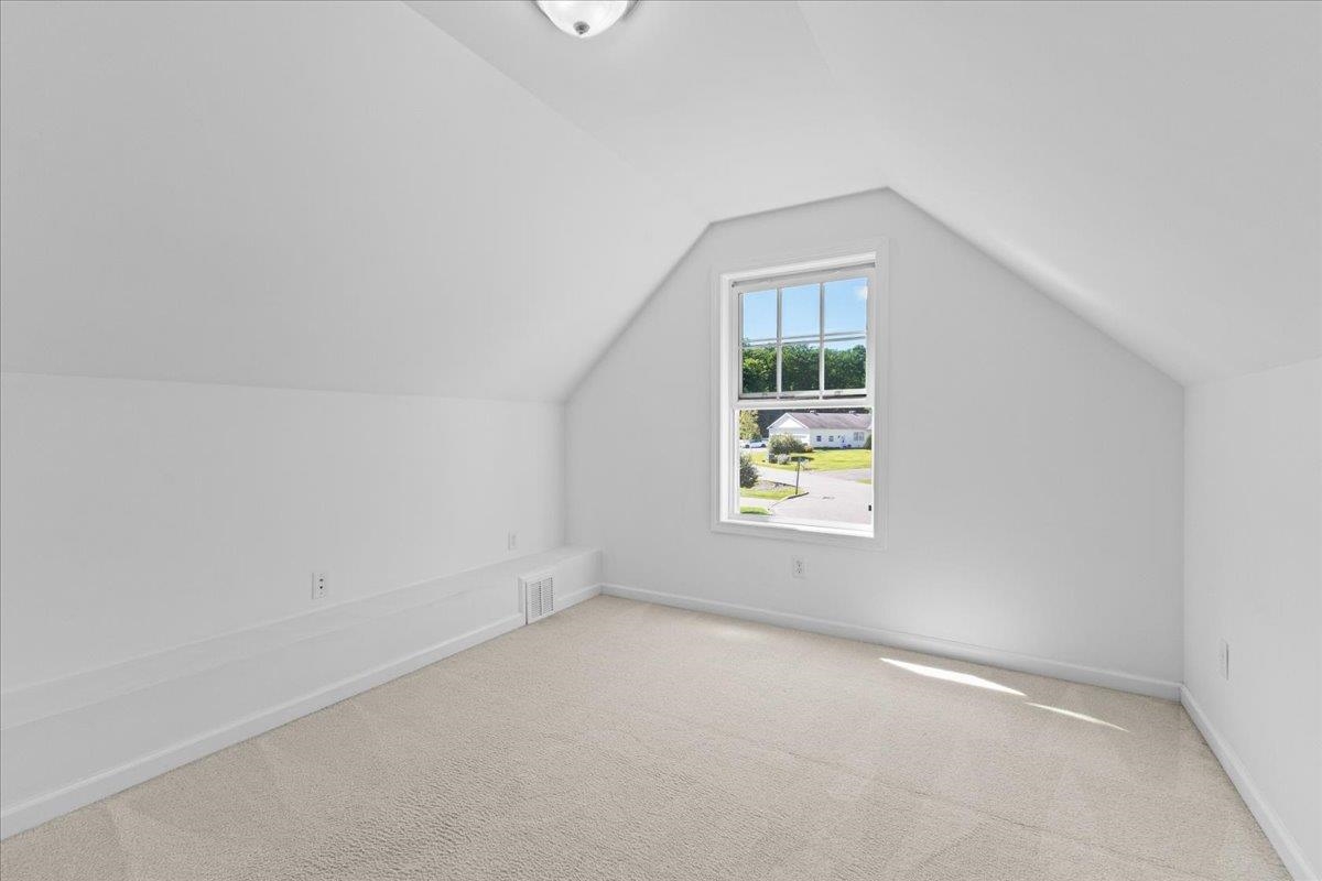 236a Ledgewood Lane Property Photo 45