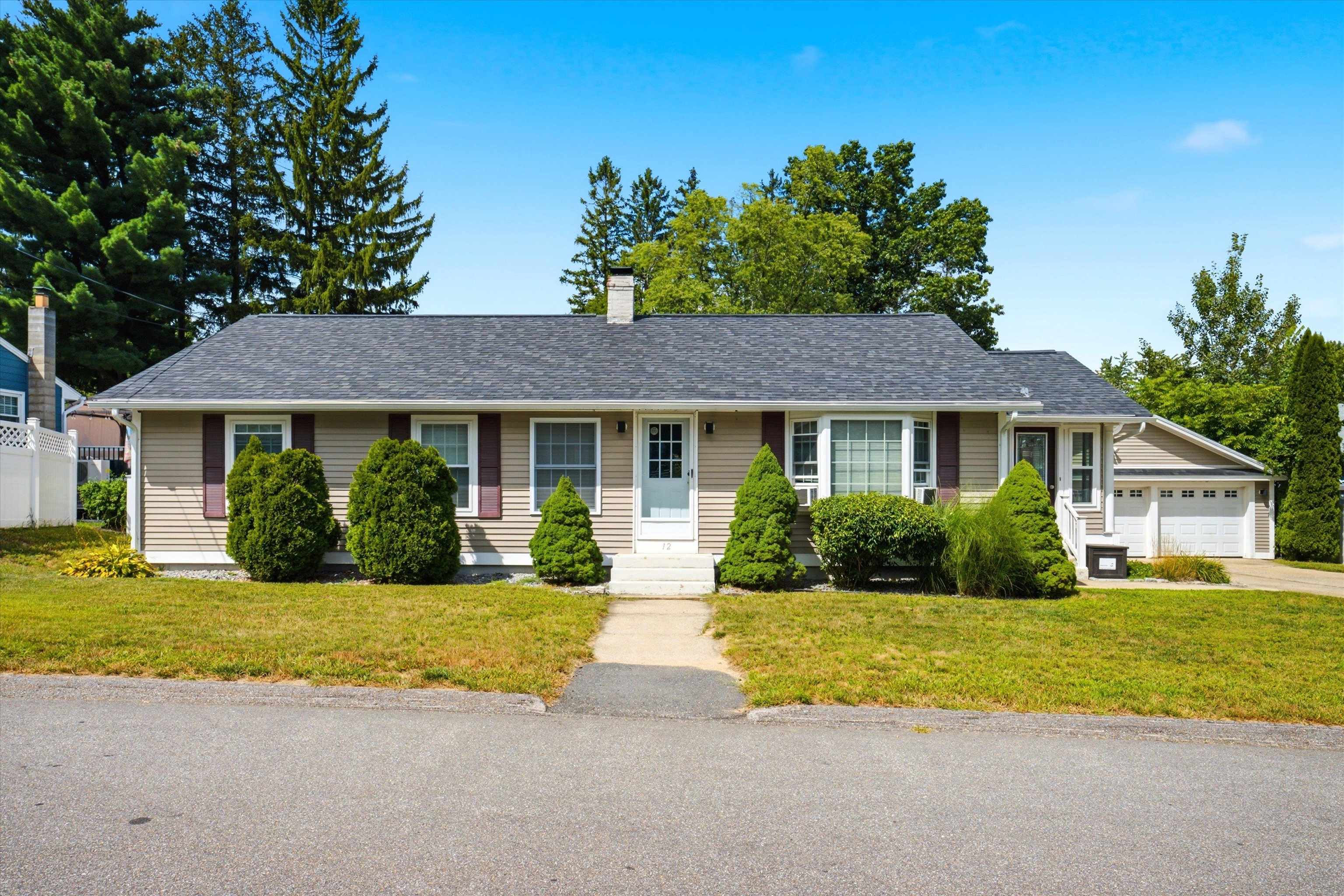 12 Pine Hill Avenue Property Photo 2