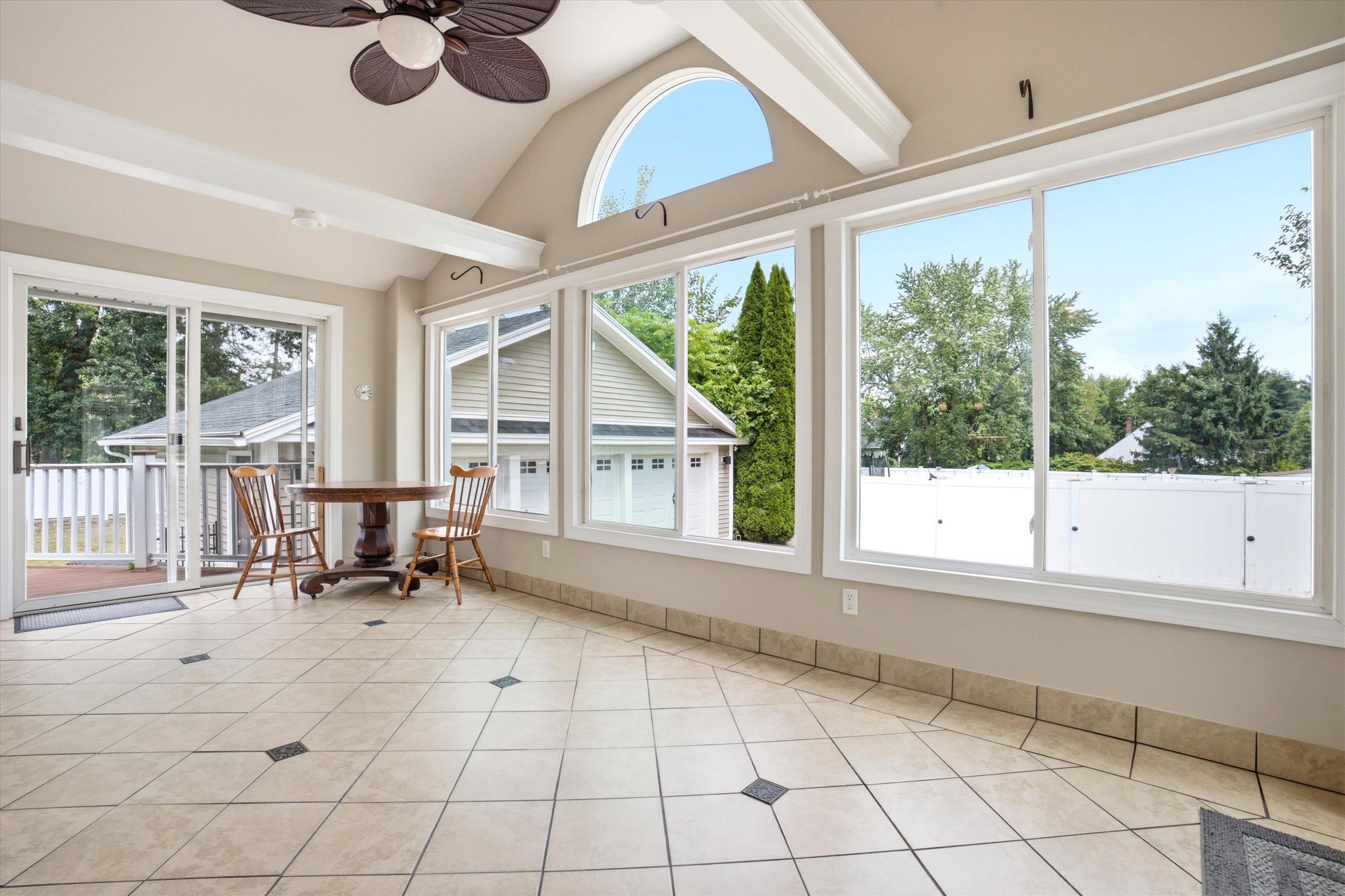 12 Pine Hill Avenue Property Photo 5