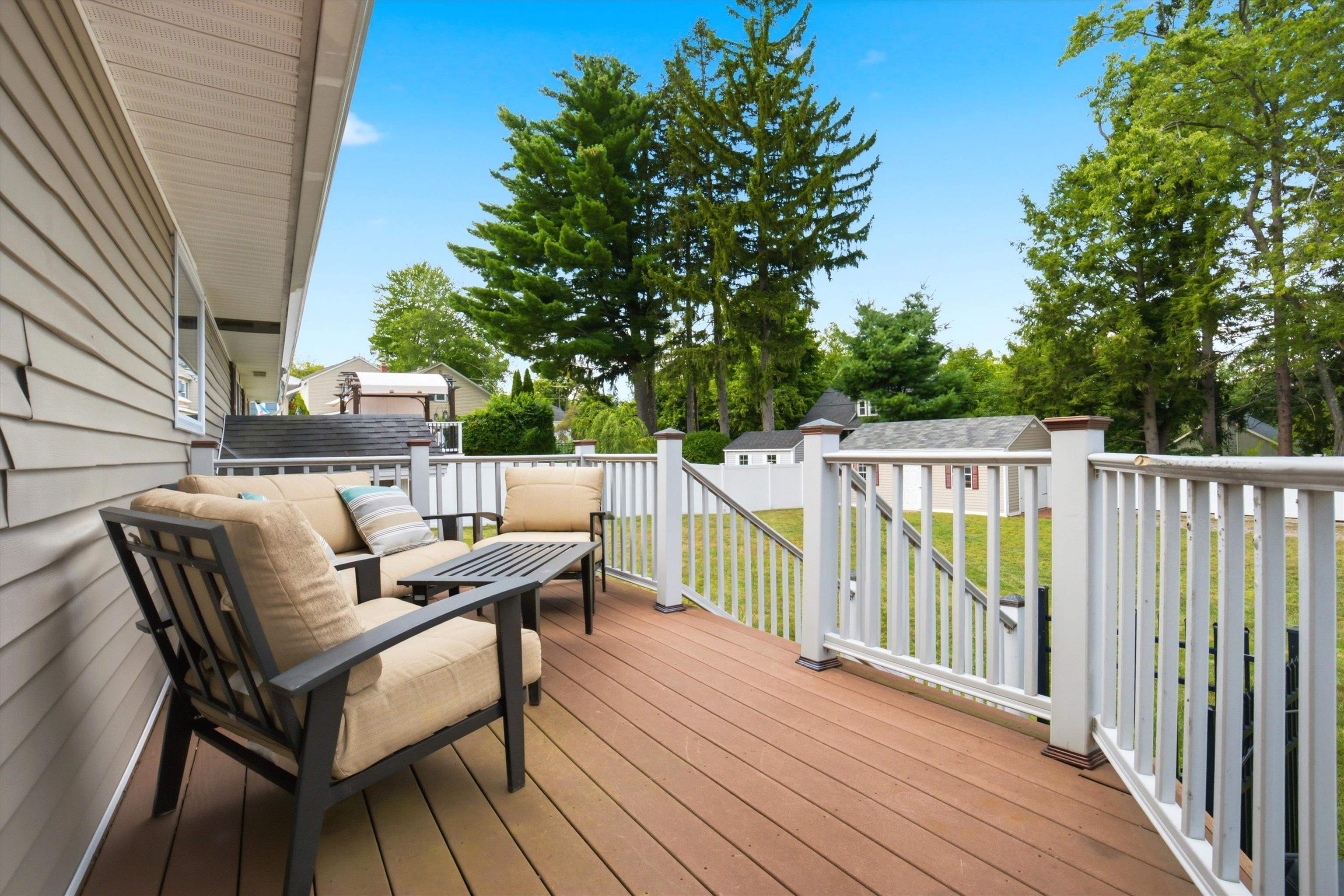 12 Pine Hill Avenue Property Photo 31