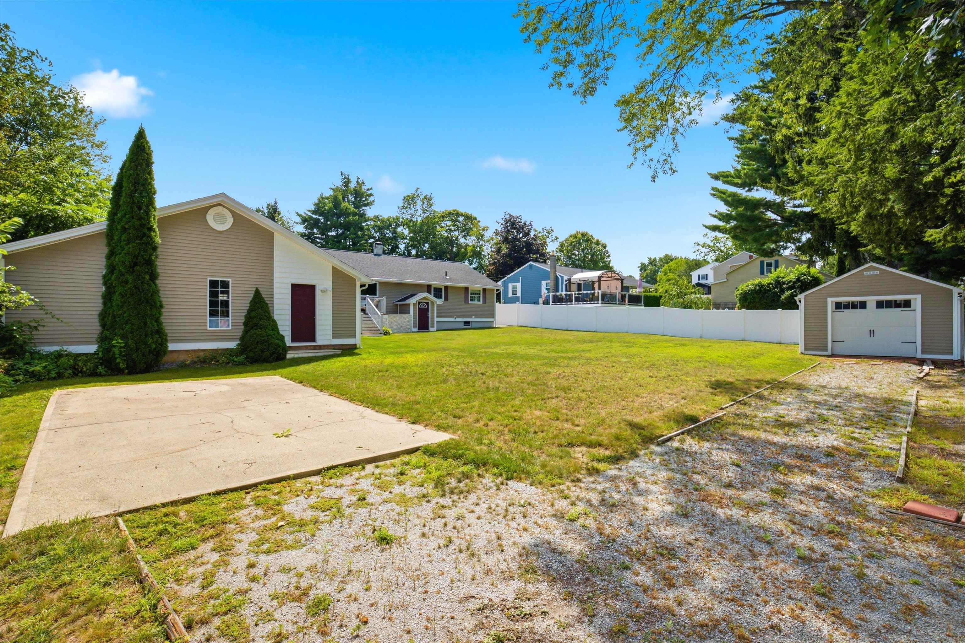 12 Pine Hill Avenue Property Photo 36