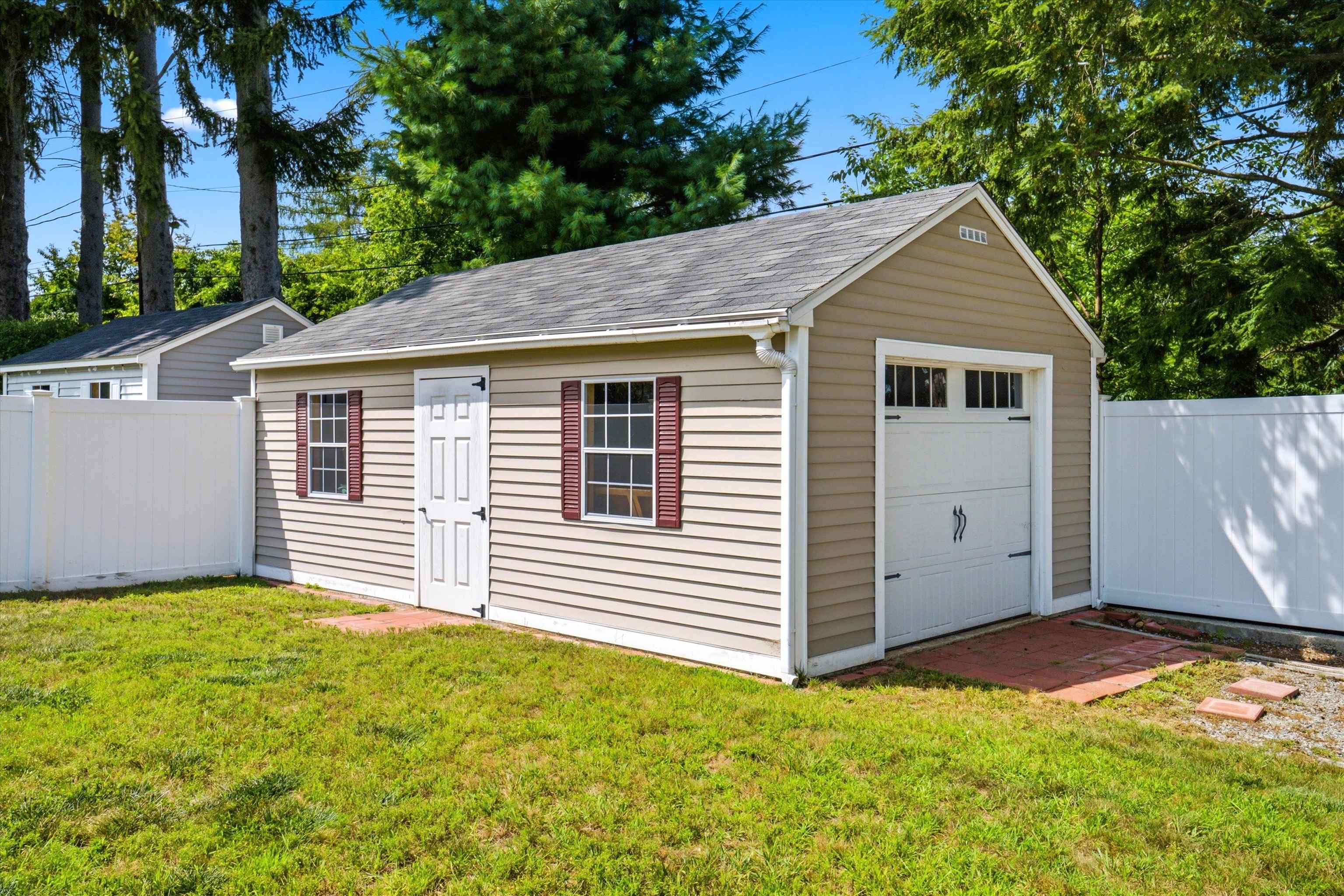 12 Pine Hill Avenue Property Photo 39