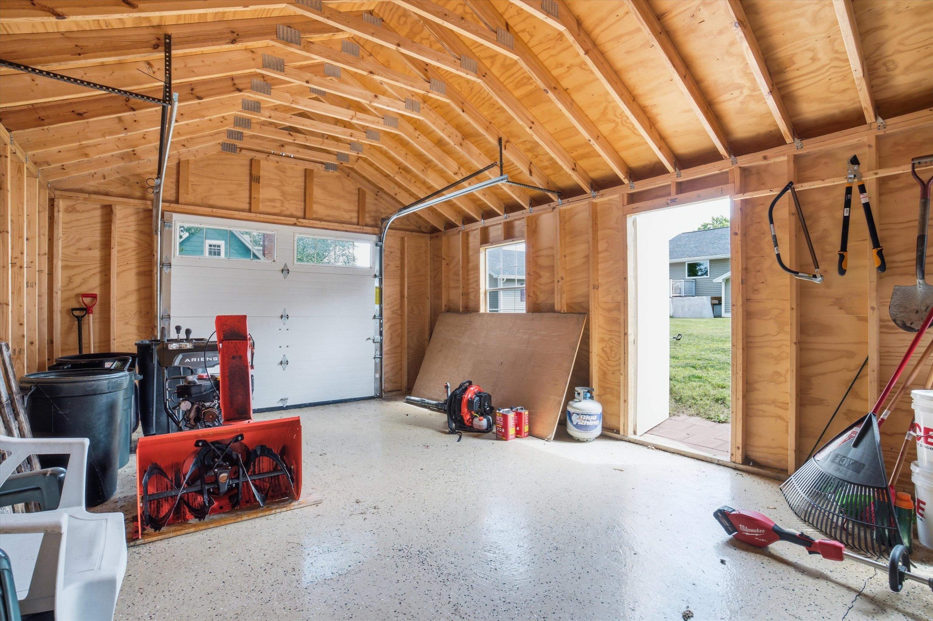 12 Pine Hill Avenue Property Photo 40