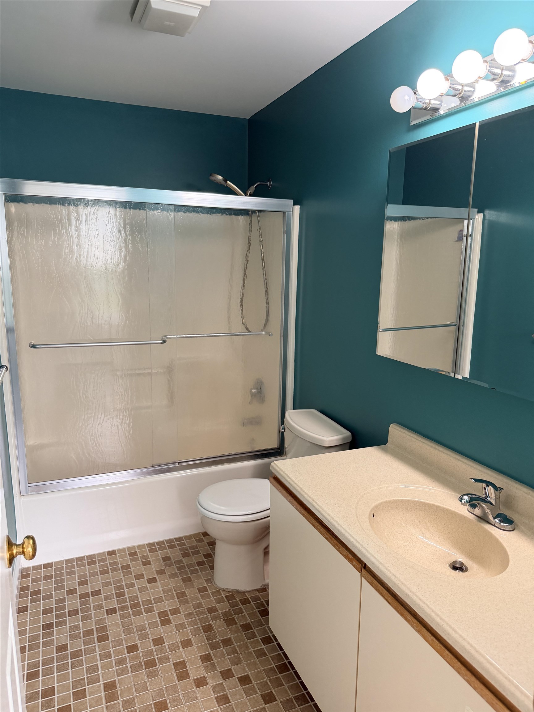 197 Hildred Drive Property Photo 10