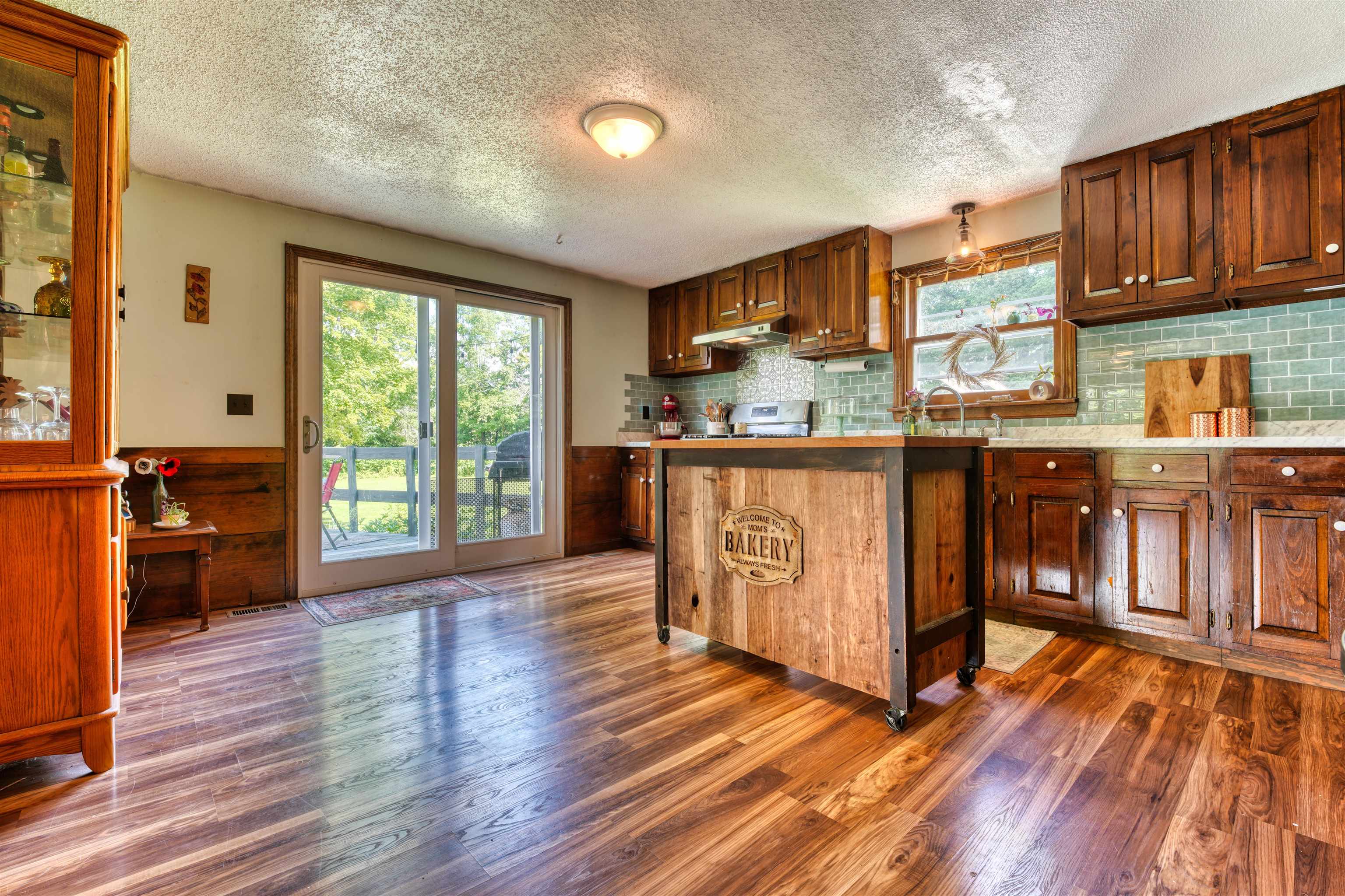 7 Applecrest Lane Property Photo 18