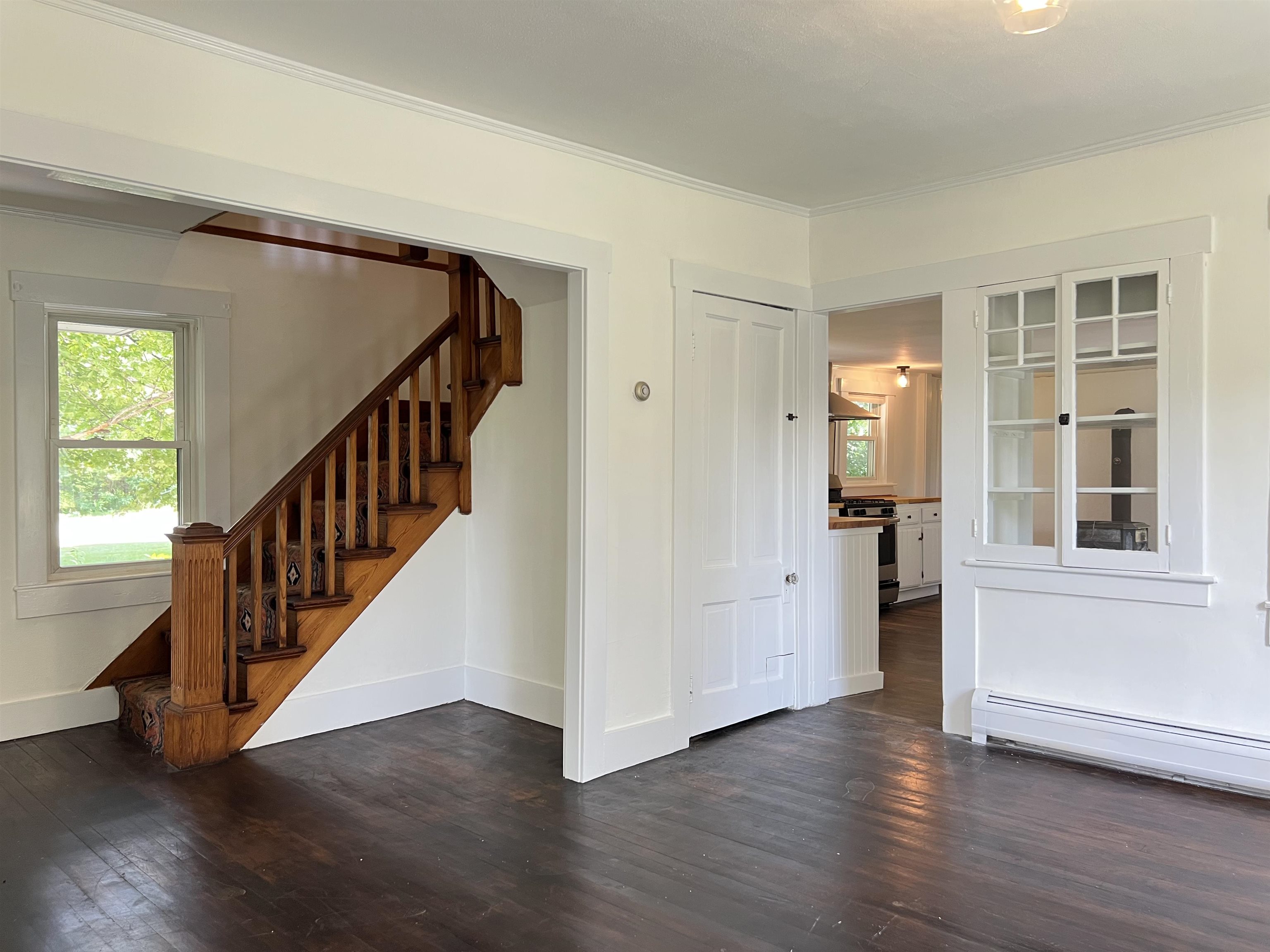10 Pleasant Street Property Photo 18