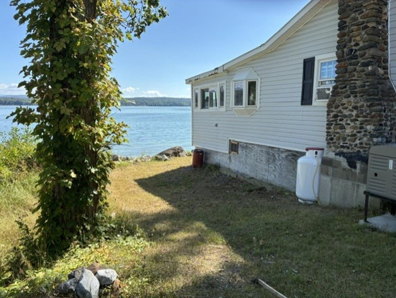 1187 Hathaway Point Road Property Photo 7