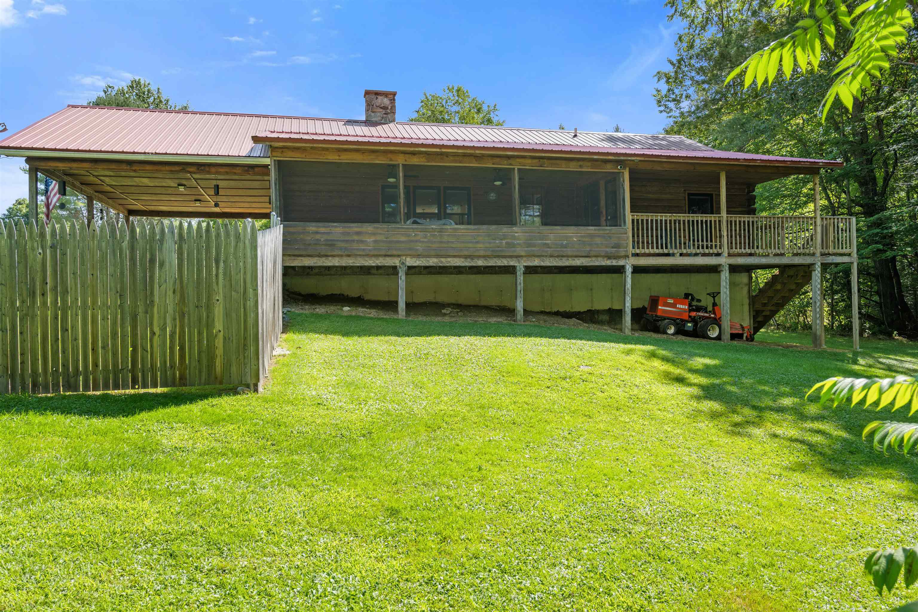 162 South Lunenburg Road Property Photo 9