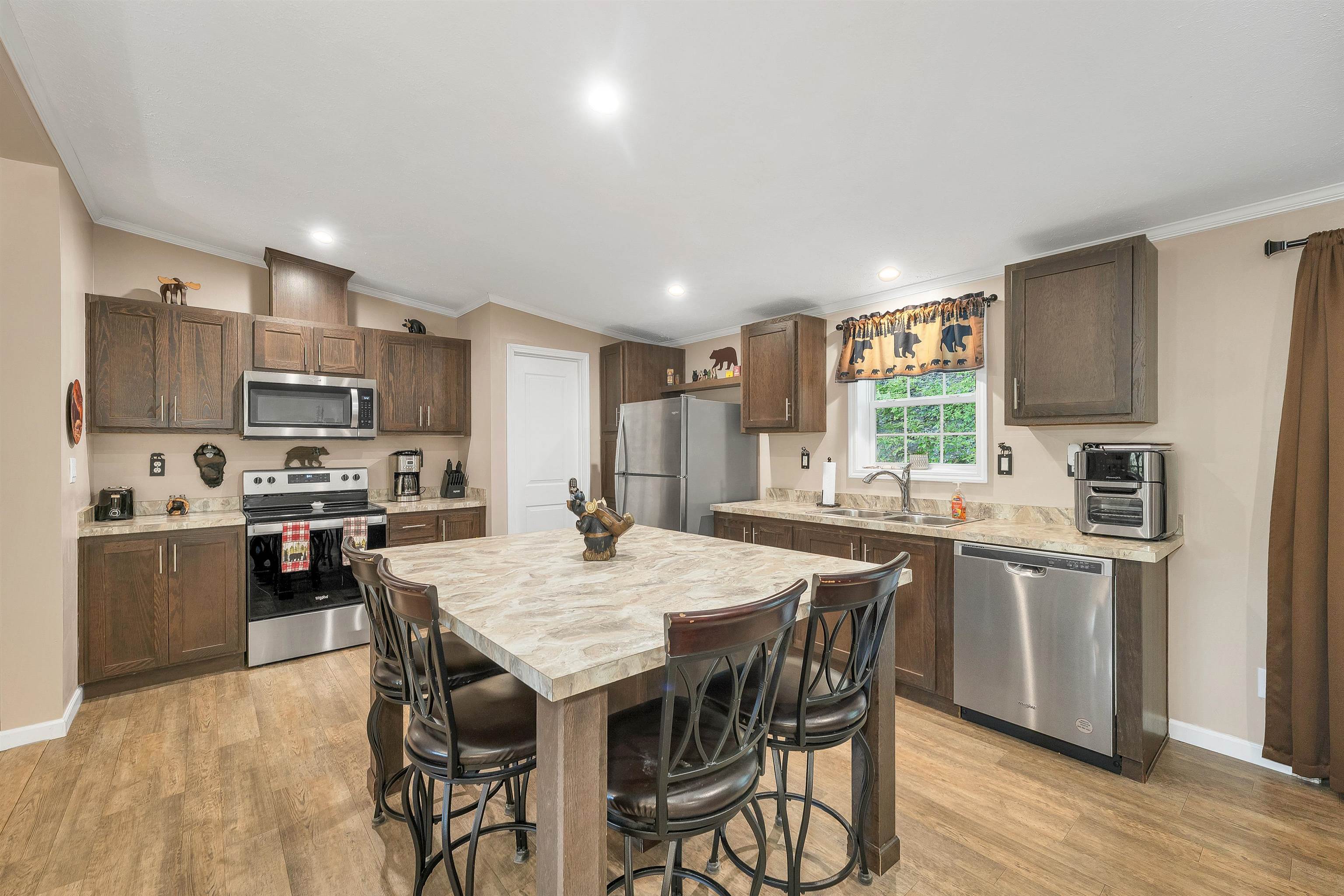 48 Harold Avery Road Property Photo 17