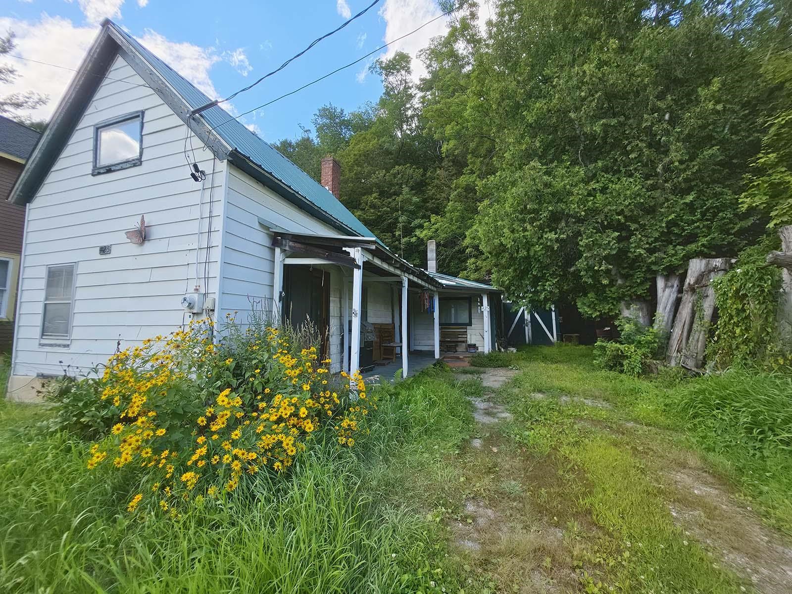 425 Main Street Property Photo 1