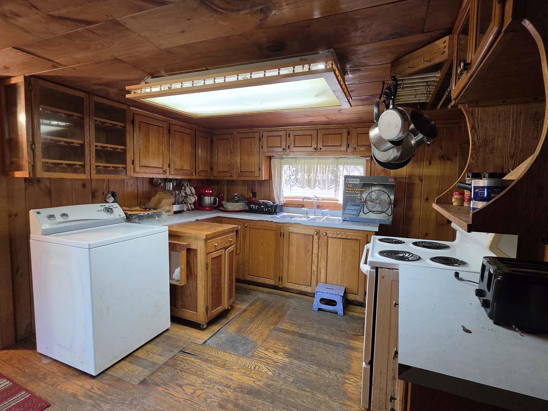 425 Main Street Property Photo 4