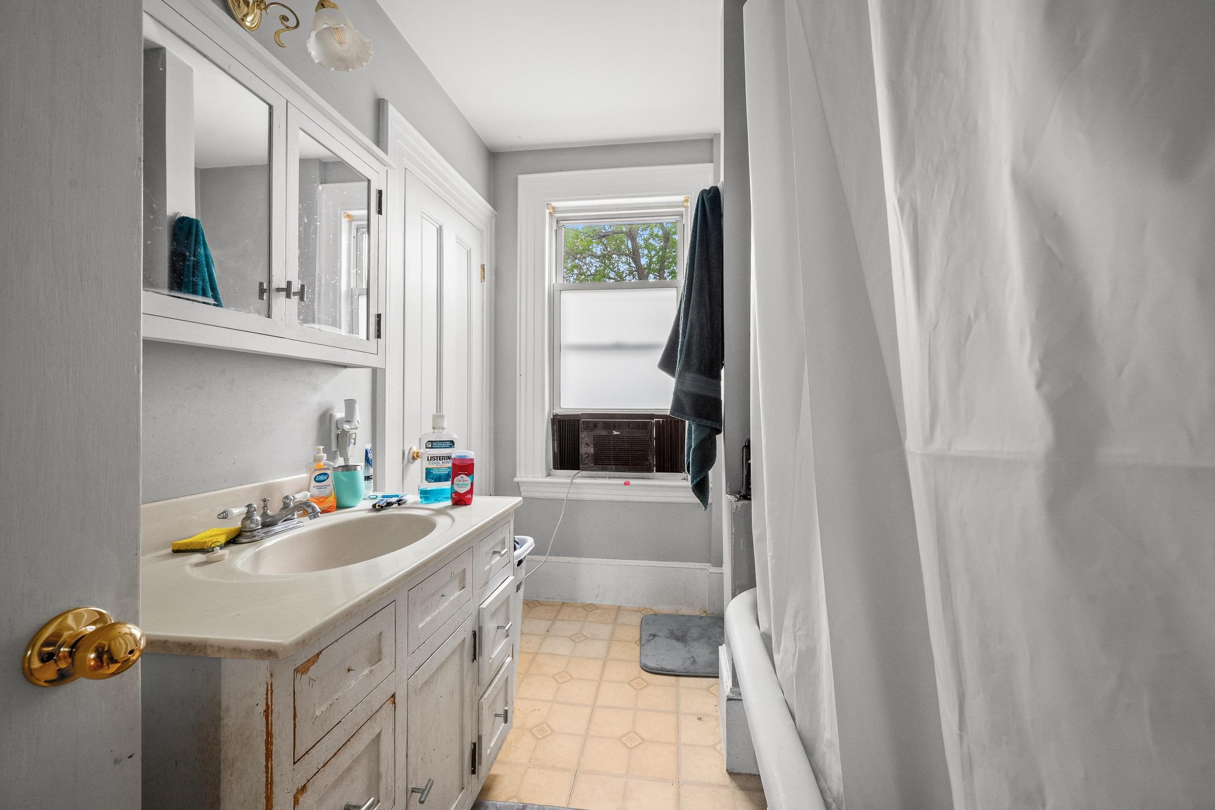 181 Willard Street Property Photo 21