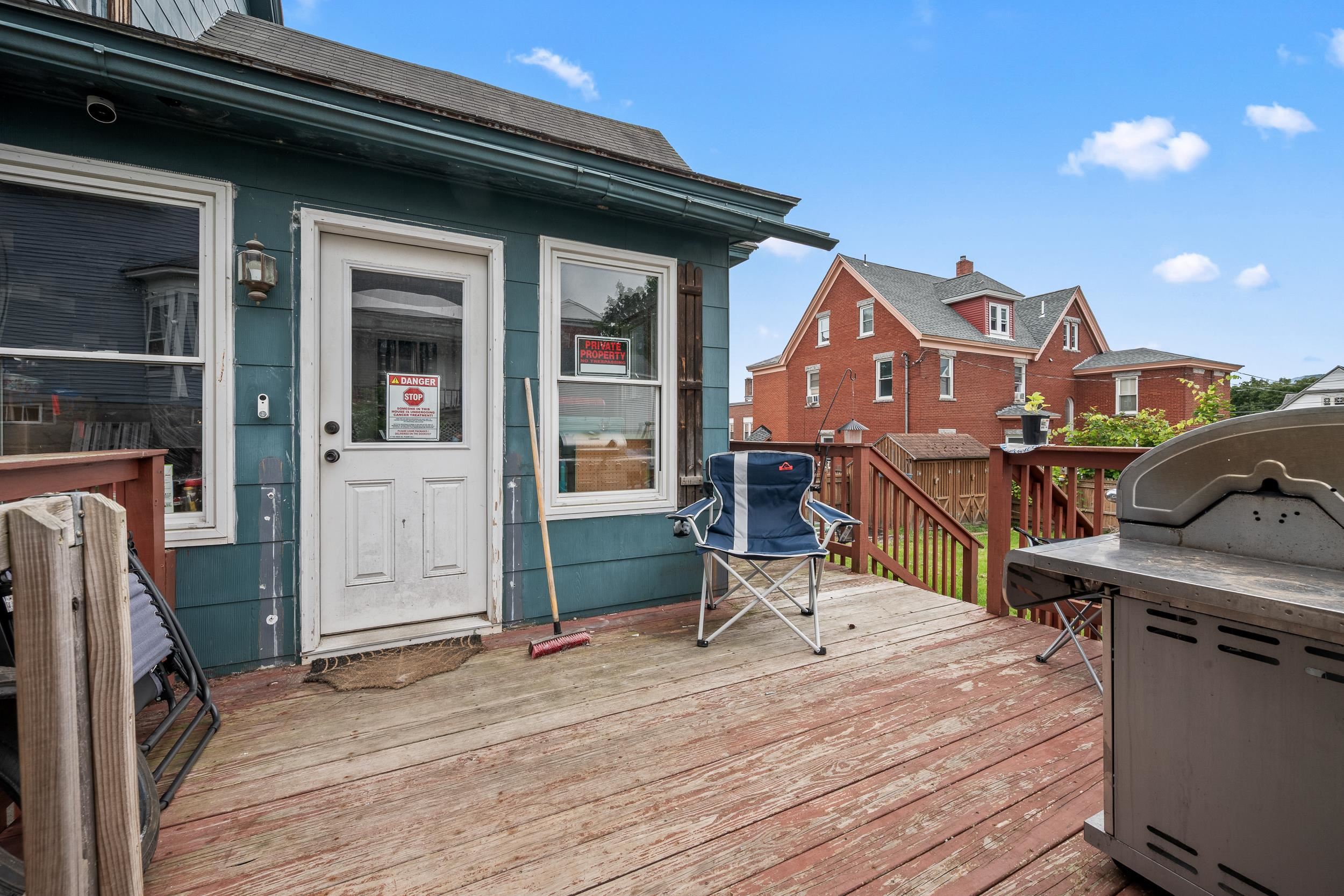 181 Willard Street Property Photo 22