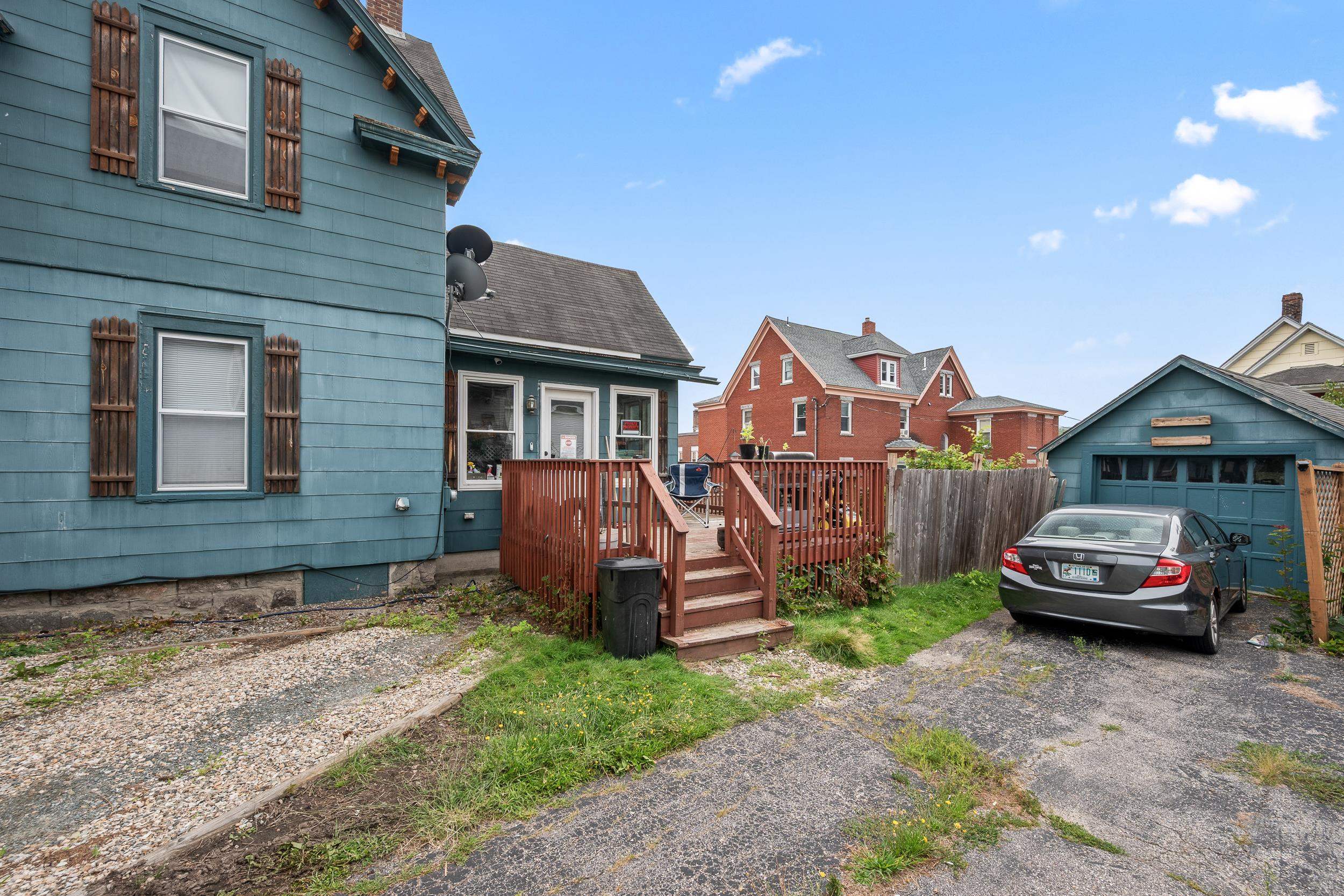 181 Willard Street Property Photo 24