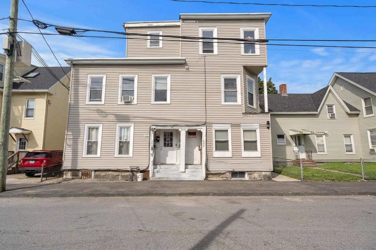 494 Wilson Street Property Photo 1