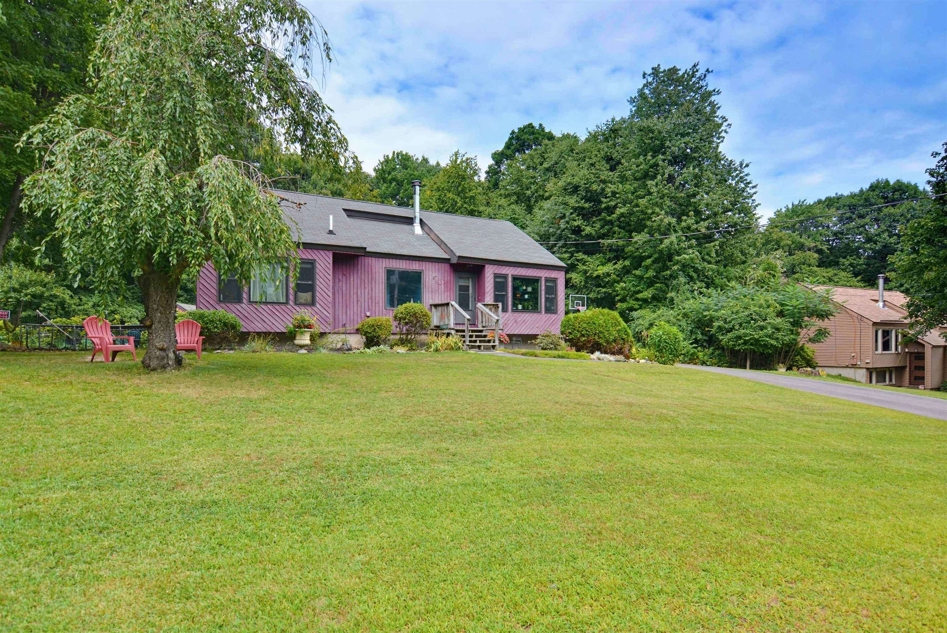 33 Redfield Circle Property Photo 1