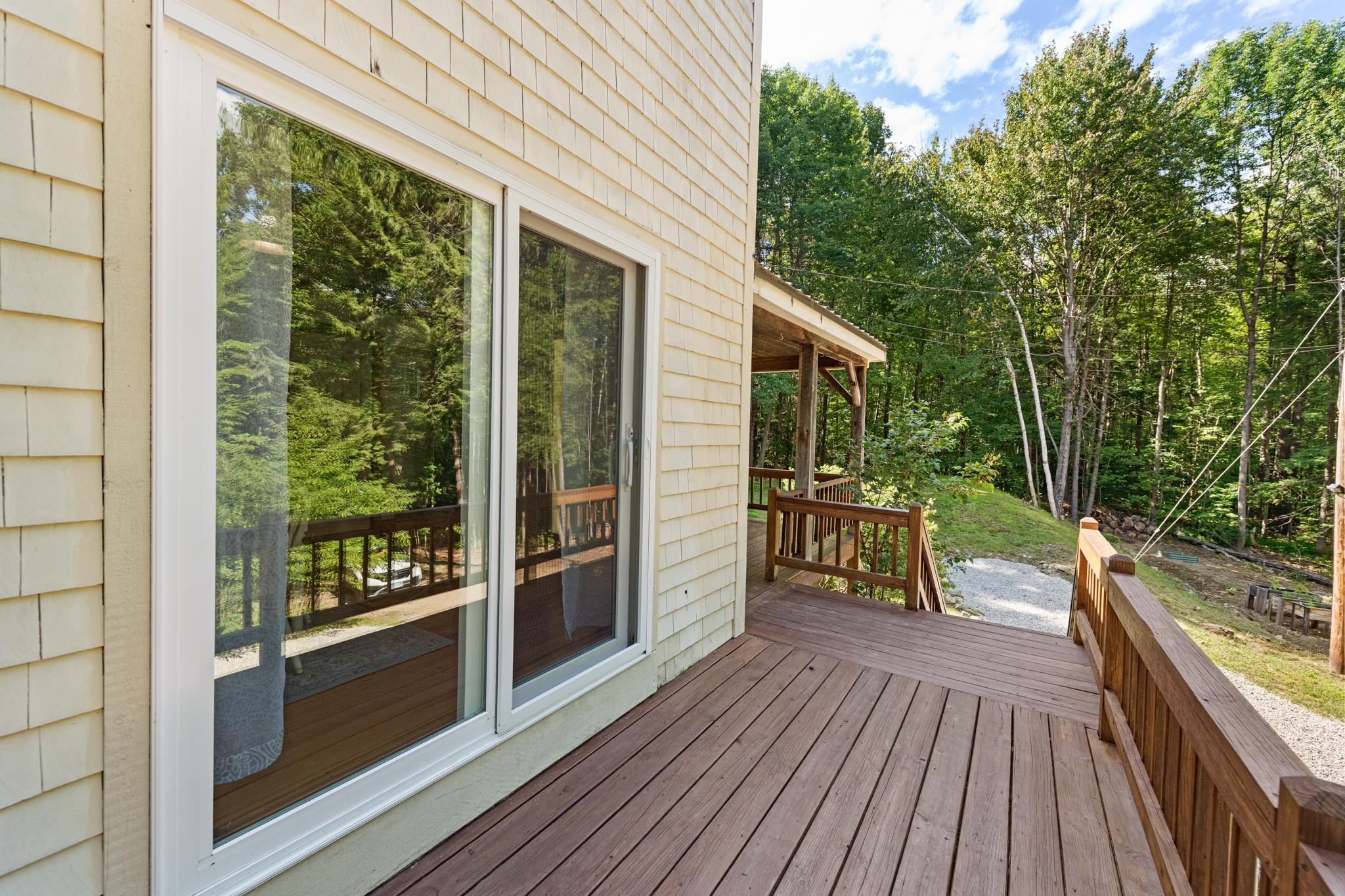 917 Washburn Road Property Photo 6