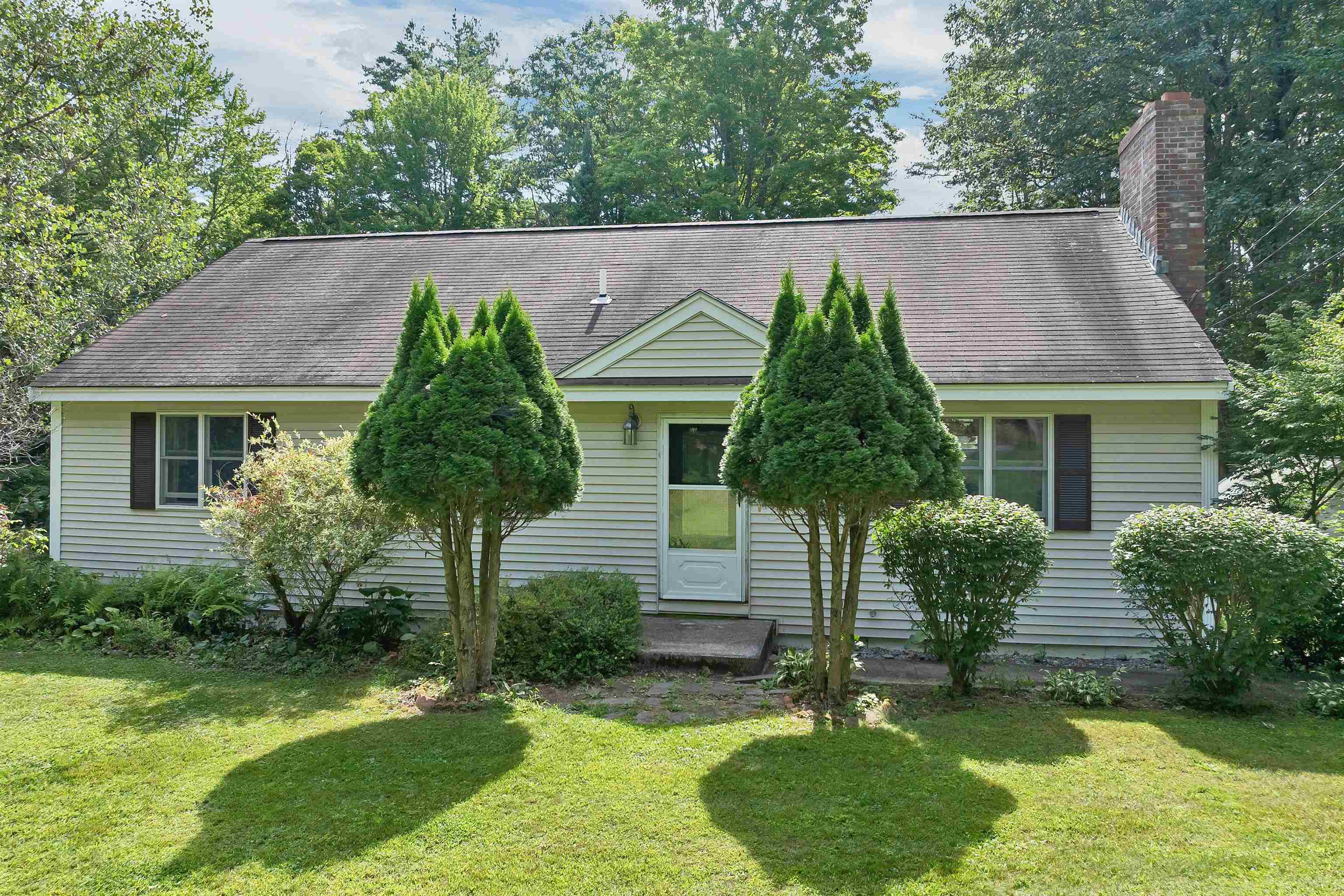 13 Winona Shores Road Property Photo 3