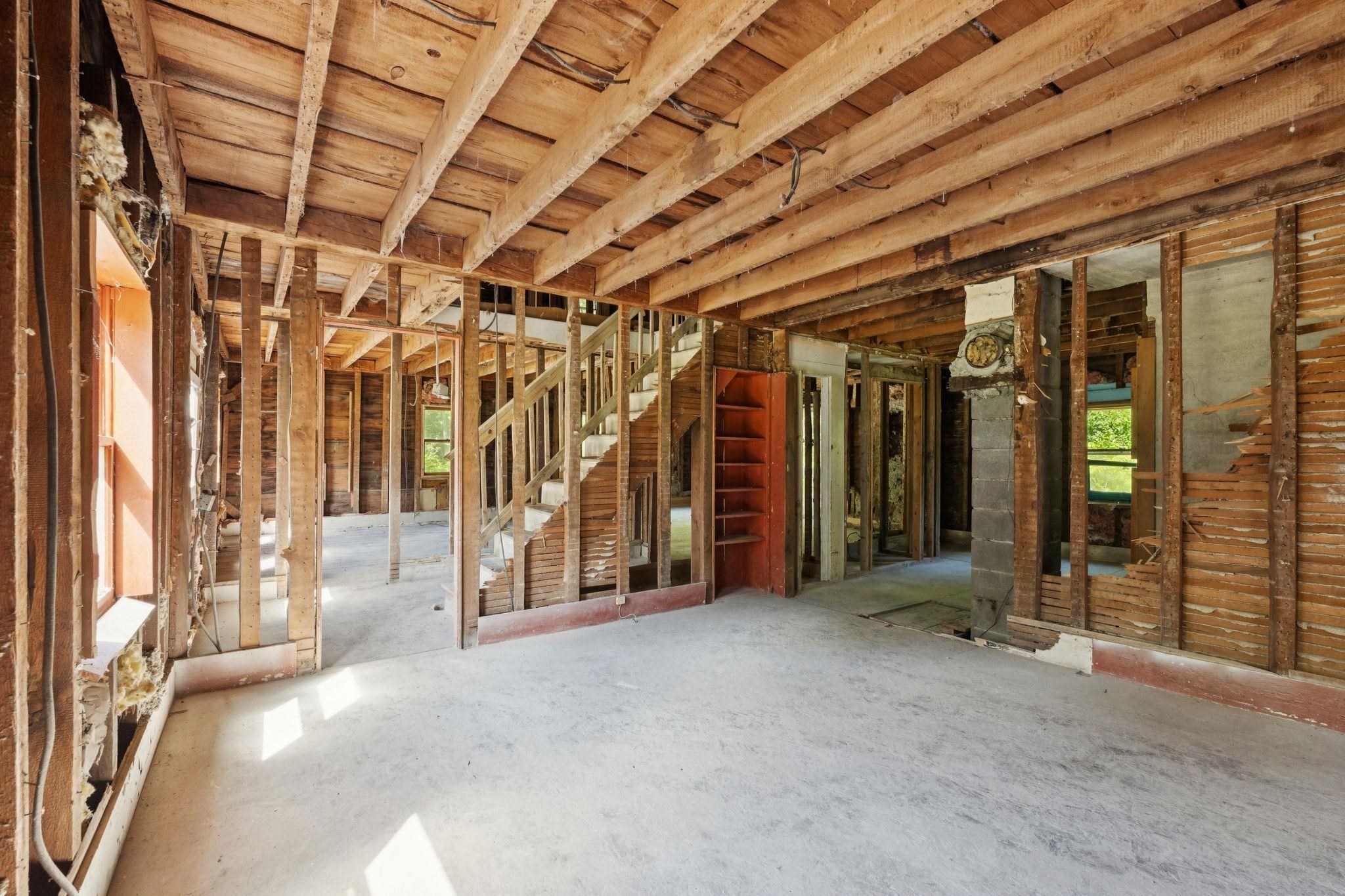 516 Cross Road Property Photo 18