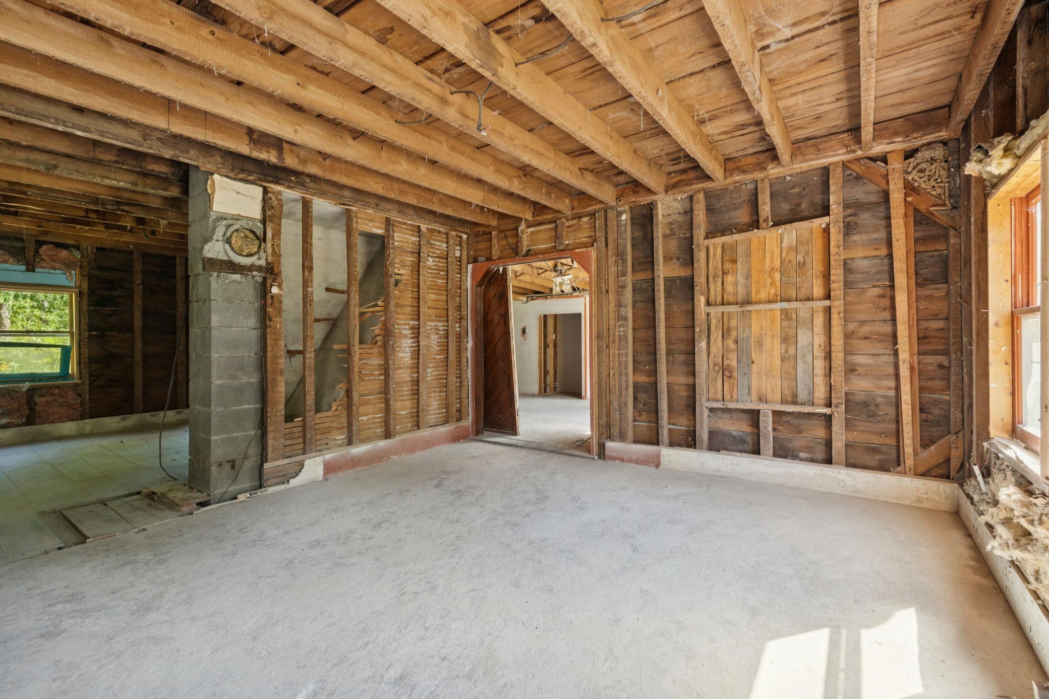 516 Cross Road Property Photo 19