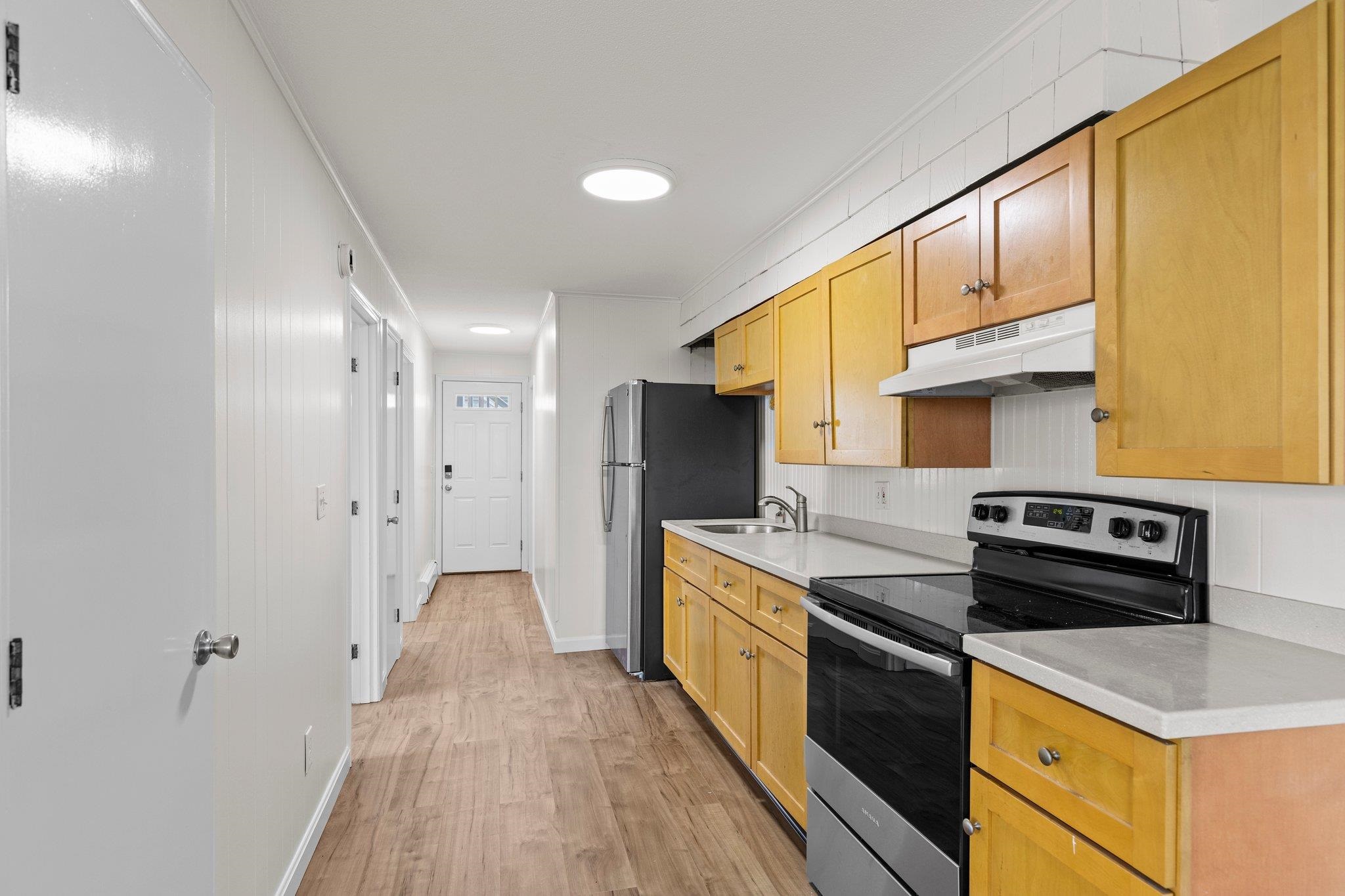 497 Winnacunnet Road Property Photo 10