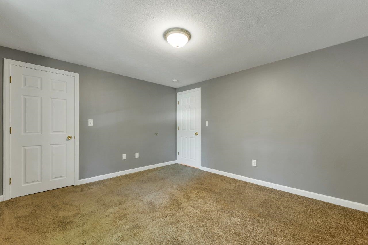 51 Meredith Lane Property Photo 32