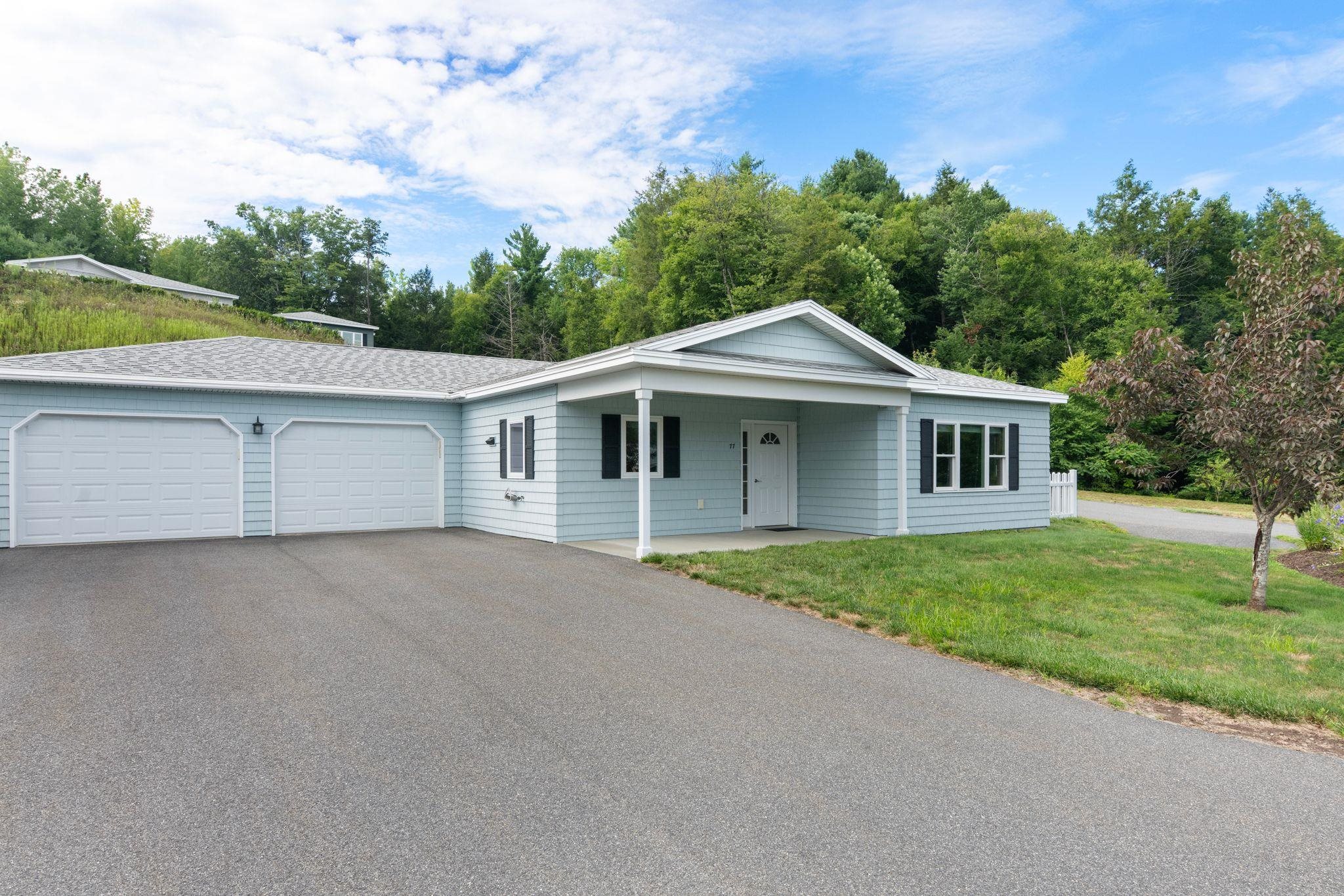 77 Buttonwood Drive Property Photo 1