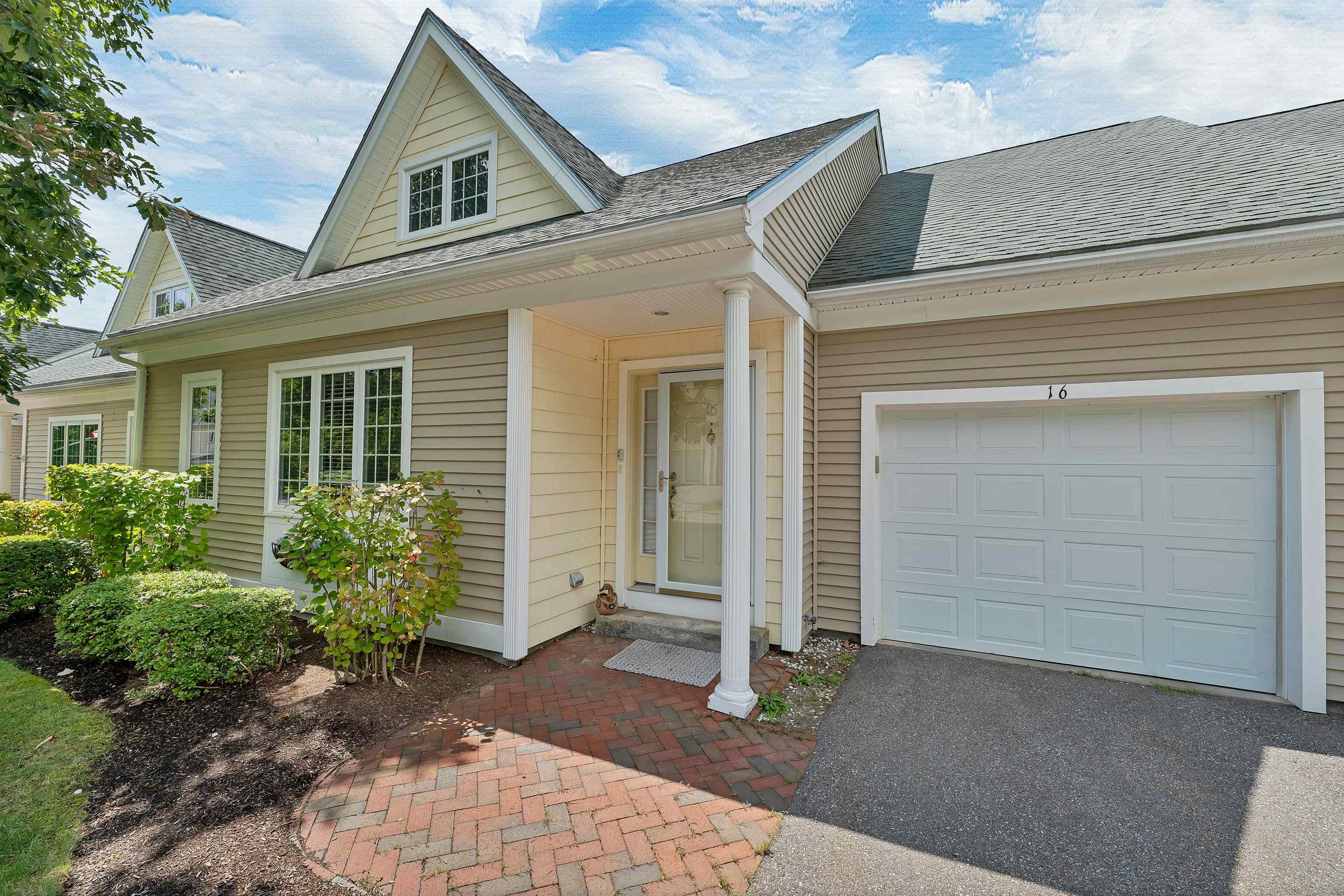 16 Abbey Lane Property Photo 1