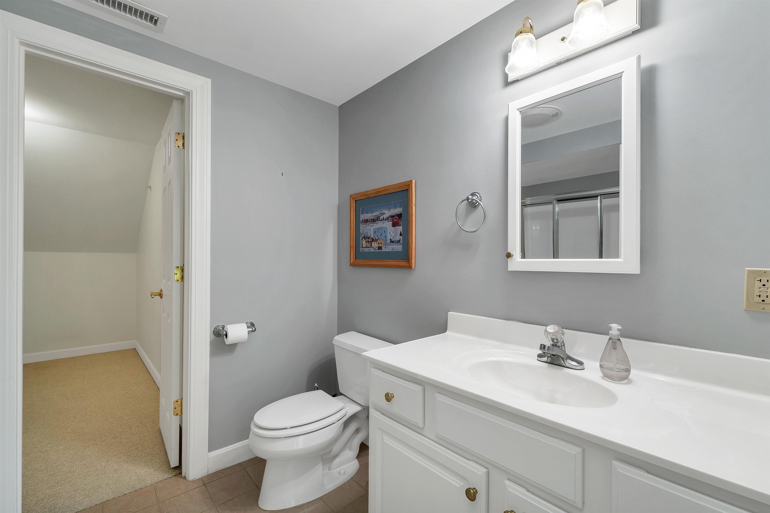 16 Abbey Lane Property Photo 46