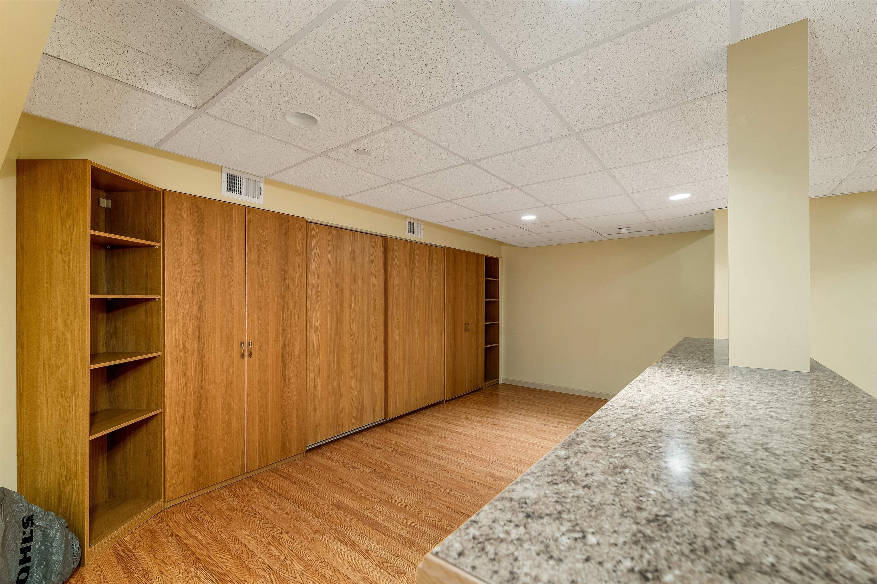 16 Abbey Lane Property Photo 54