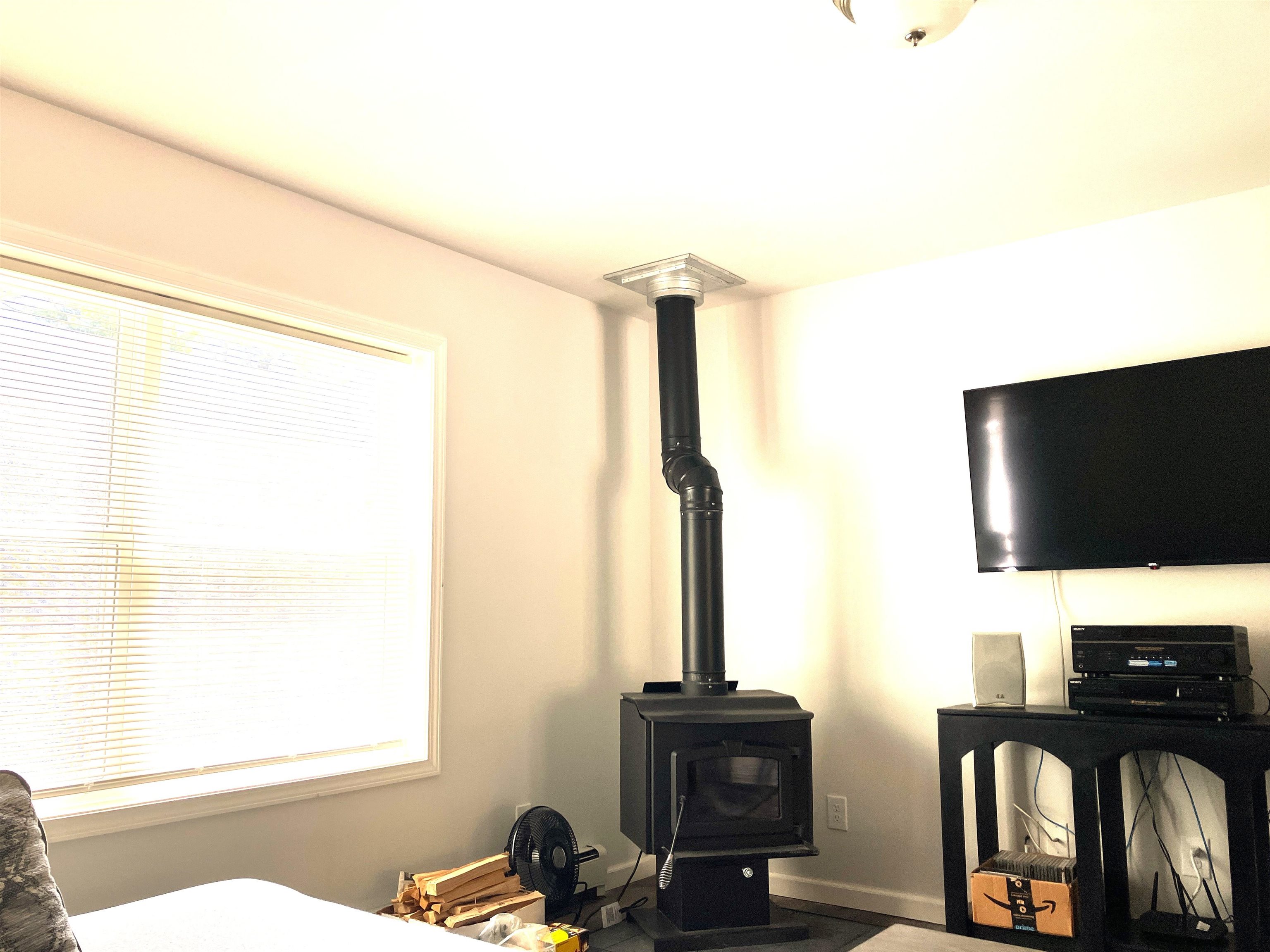 47 Upper Howes Road Property Photo 6