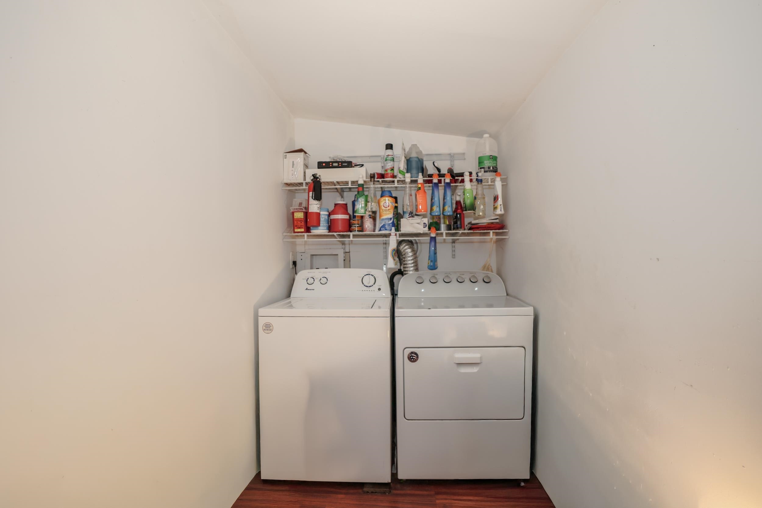 10 Kendall Pond Road Property Photo 9