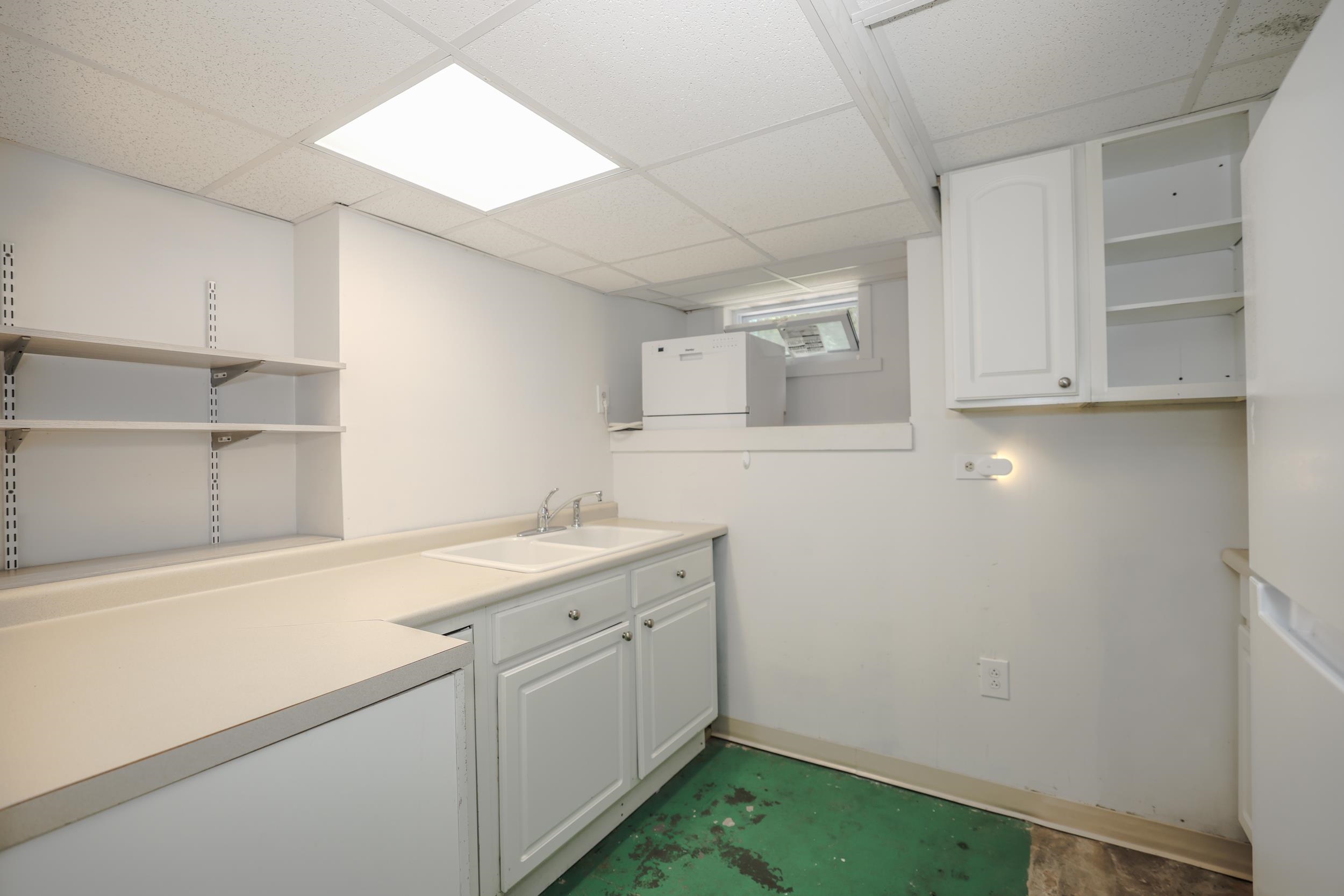 10 Kendall Pond Road Property Photo 21