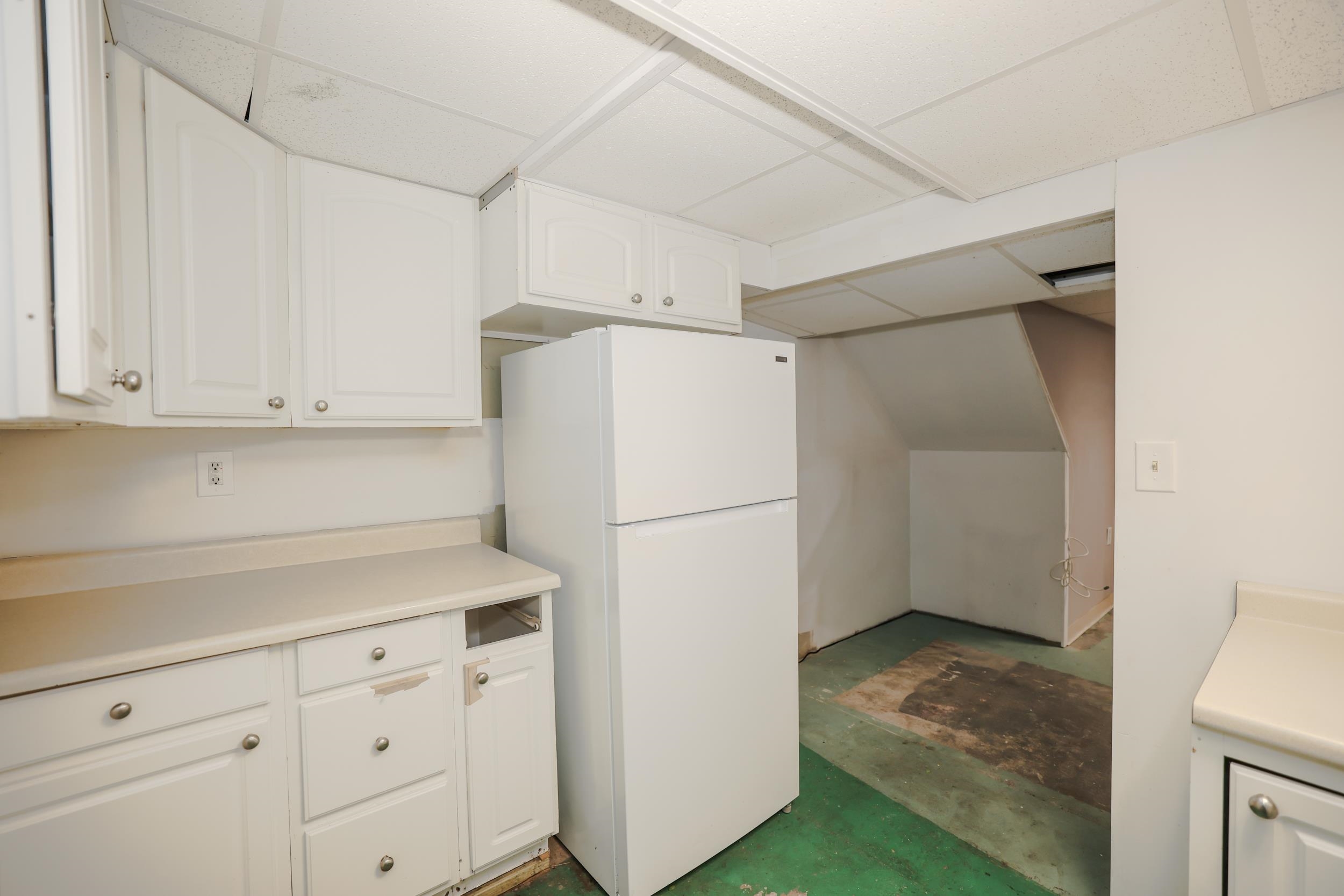 10 Kendall Pond Road Property Photo 22
