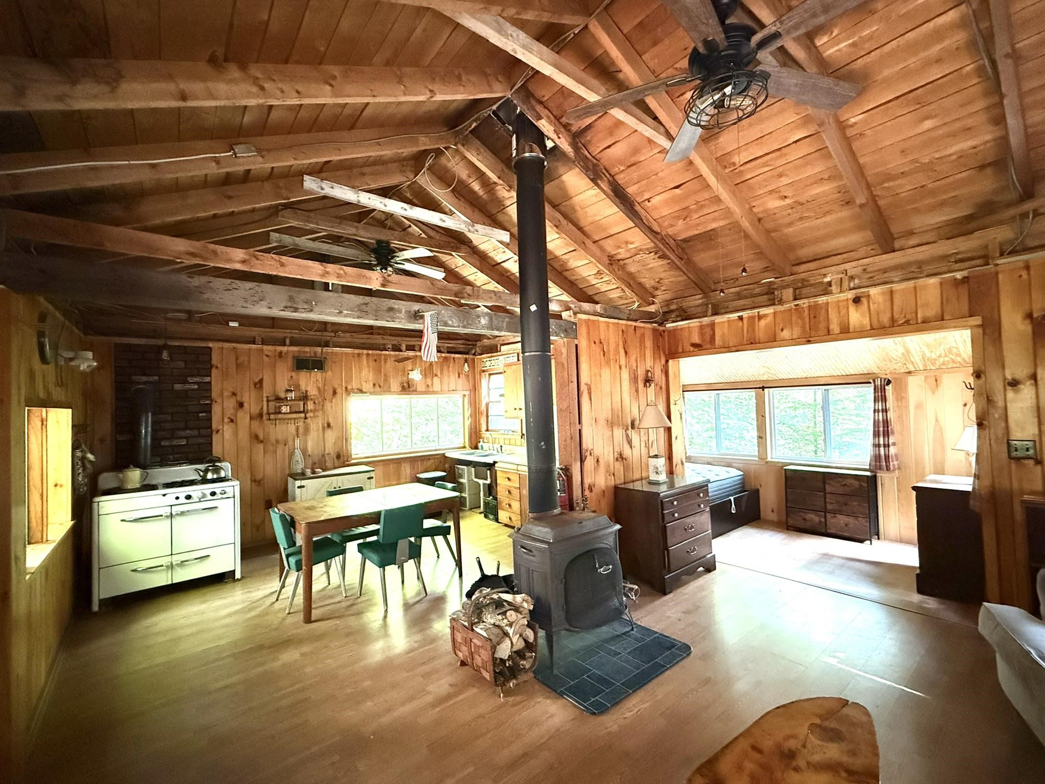 845 Bailey Hill Road Property Photo 6