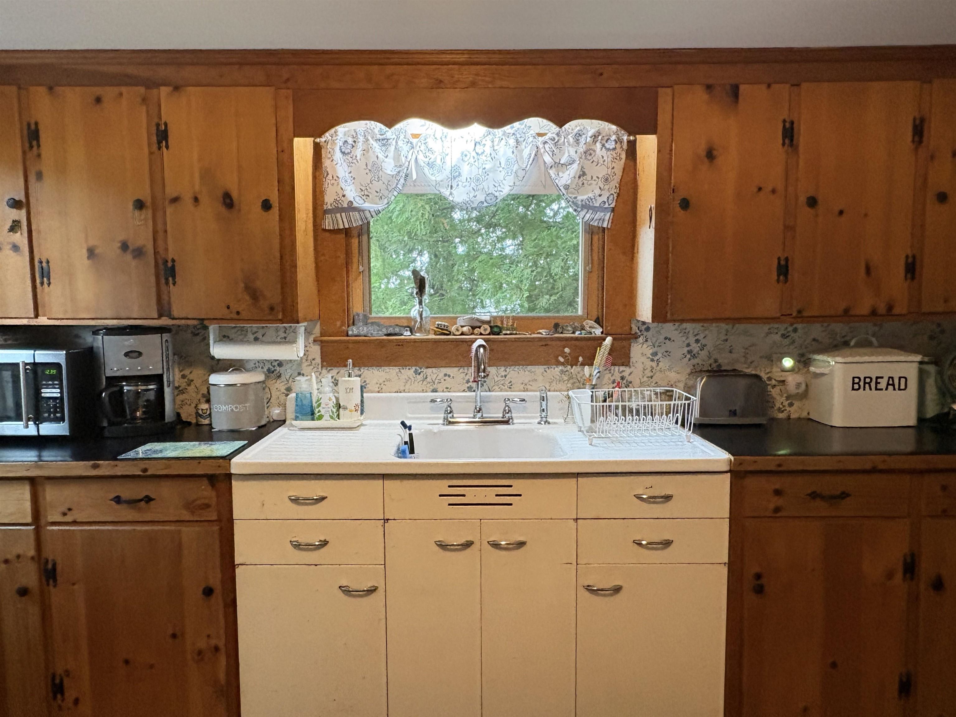 255 West Shore Road Property Photo 15