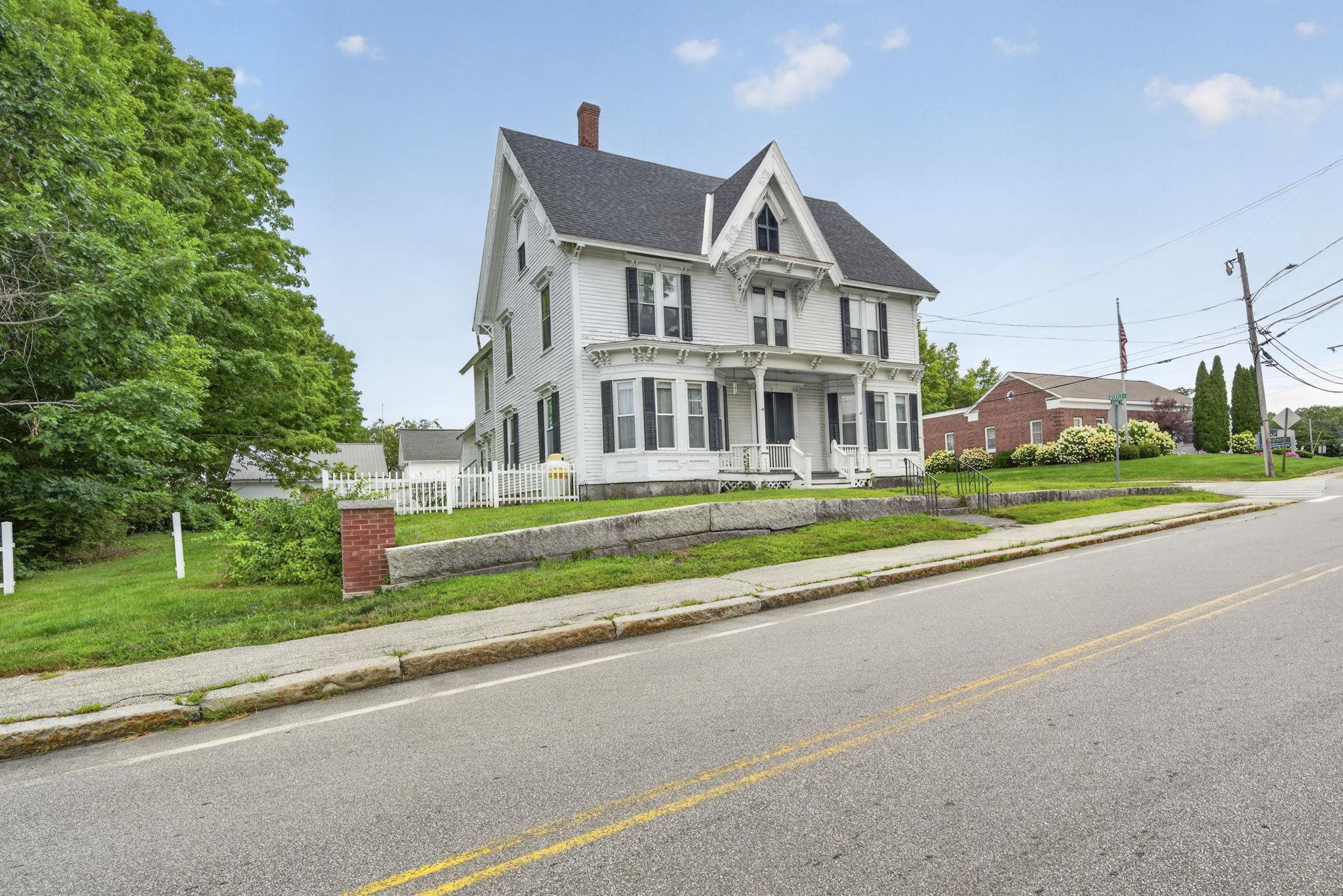 18 School Street Property Photo 41
