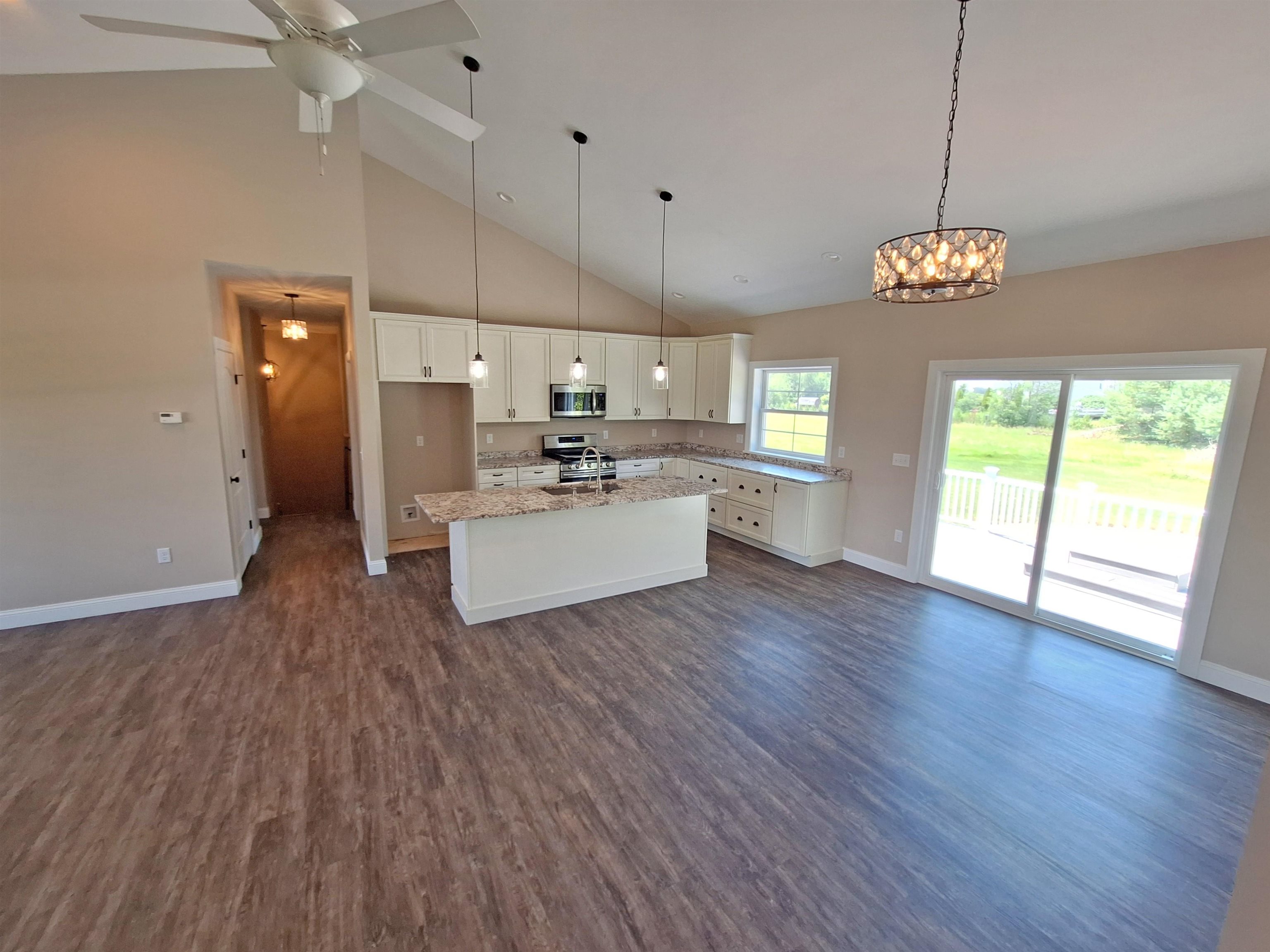 68 Firefly Lane Property Photo 14